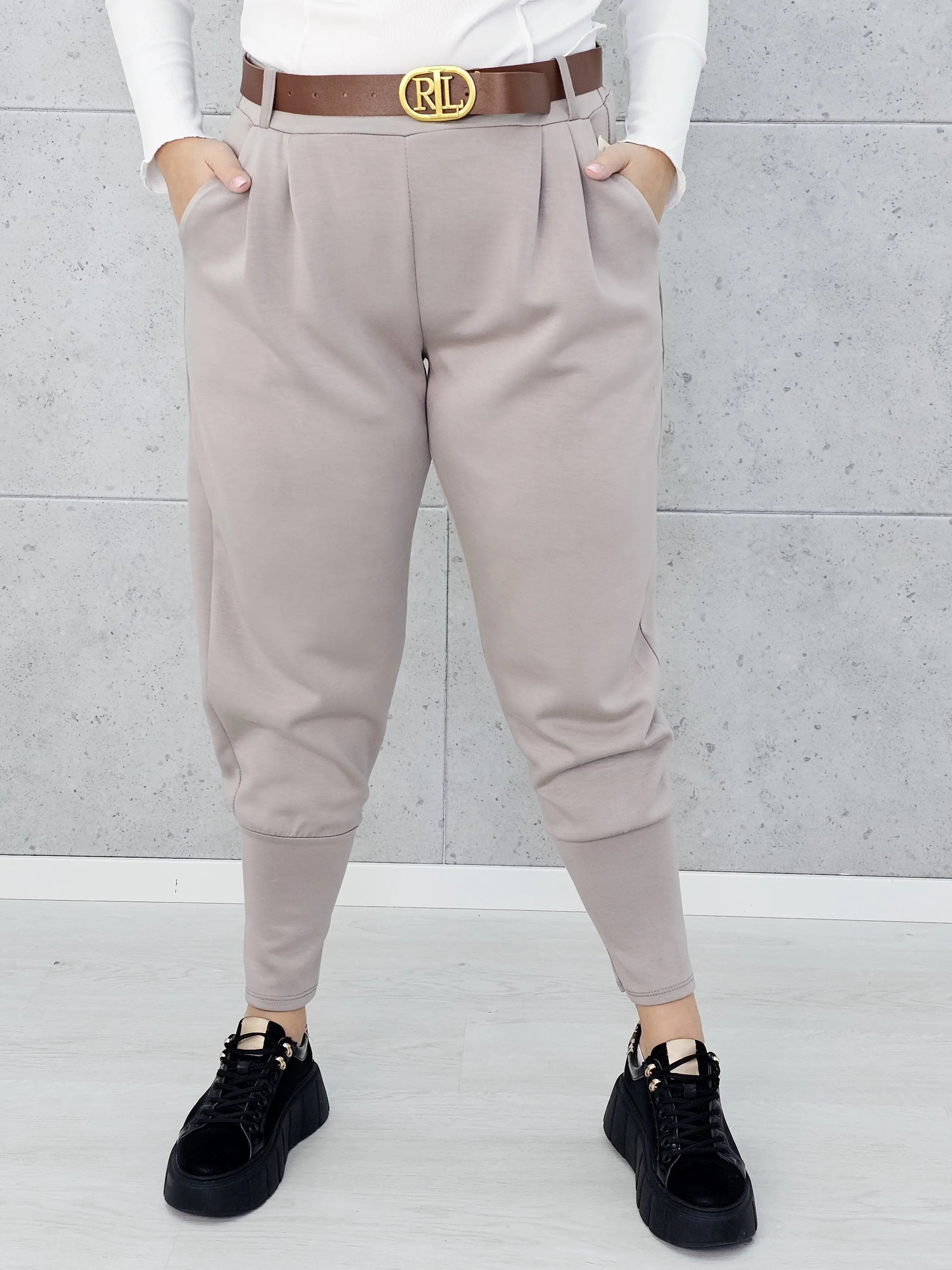 Spodnie masełkowe ze ściągaczem Stylowa XL