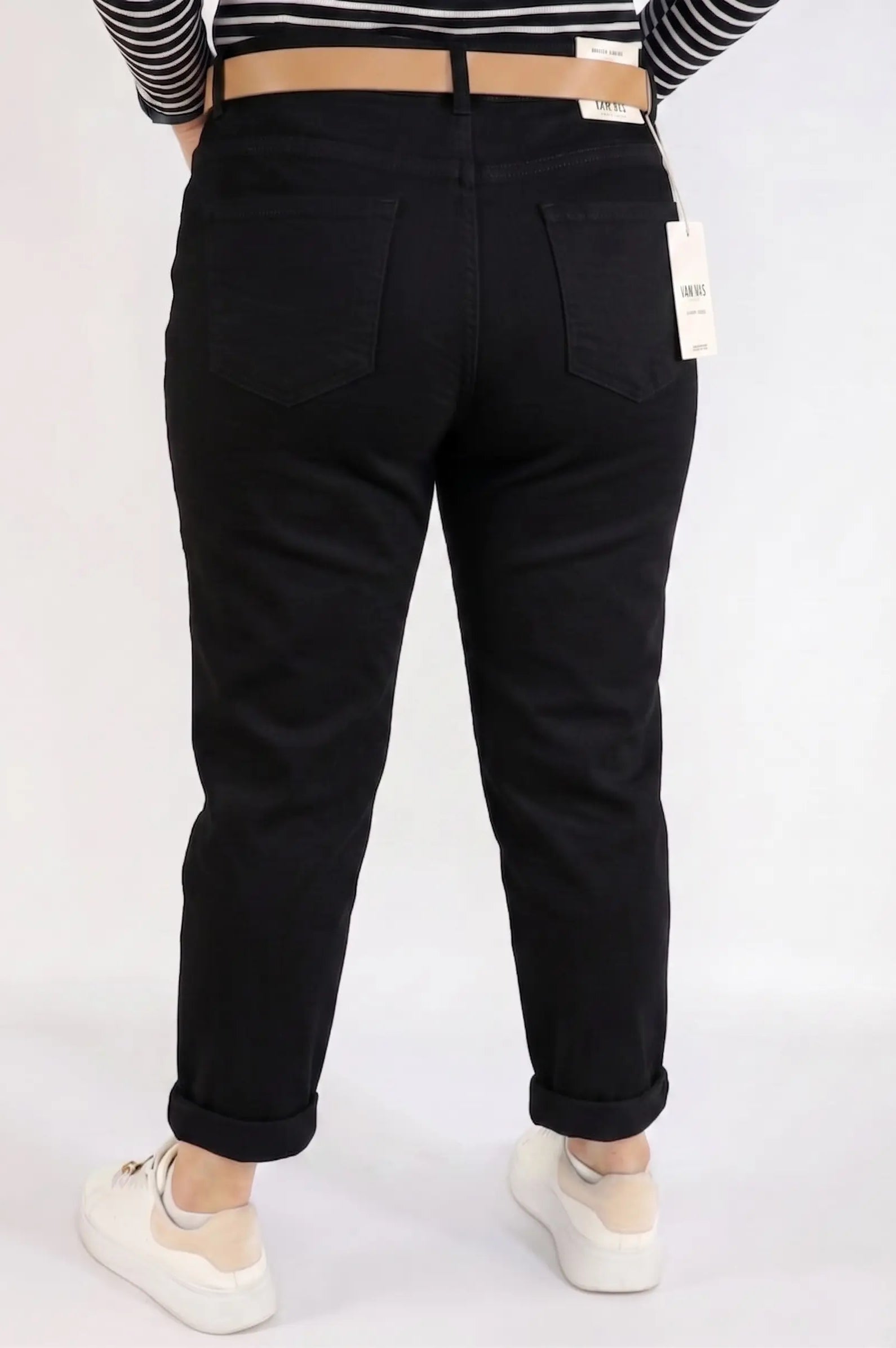 Spodnie plus size czarne damskie klasyczne – wygodne spodnie XXL z wysokim komfortem noszenia Stylowa XL