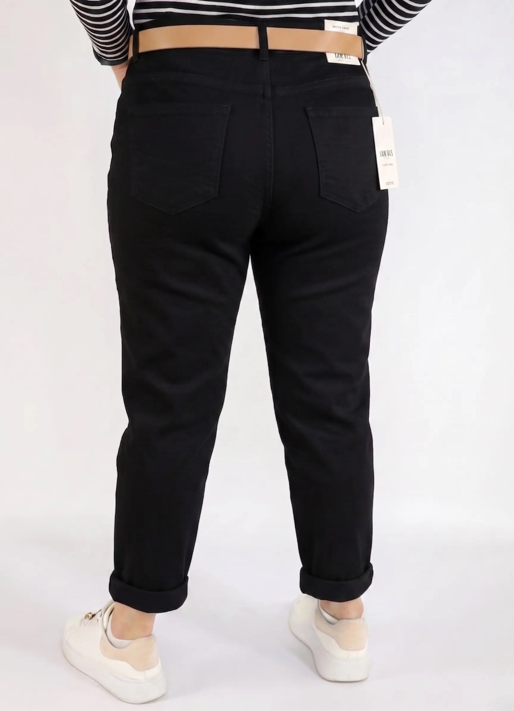 Spodnie plus size czarne damskie klasyczne – wygodne spodnie XXL z wysokim komfortem noszenia Stylowa XL