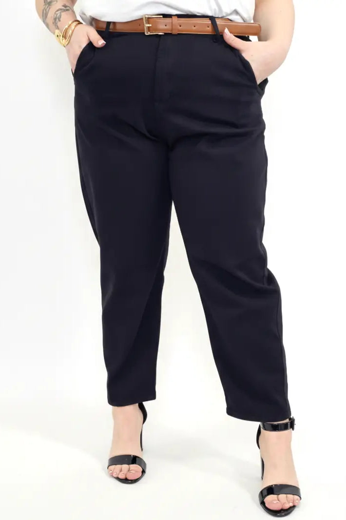 Spodnie plus size eleganckie damskie z prostą nogawką – czarne Stylowa XL