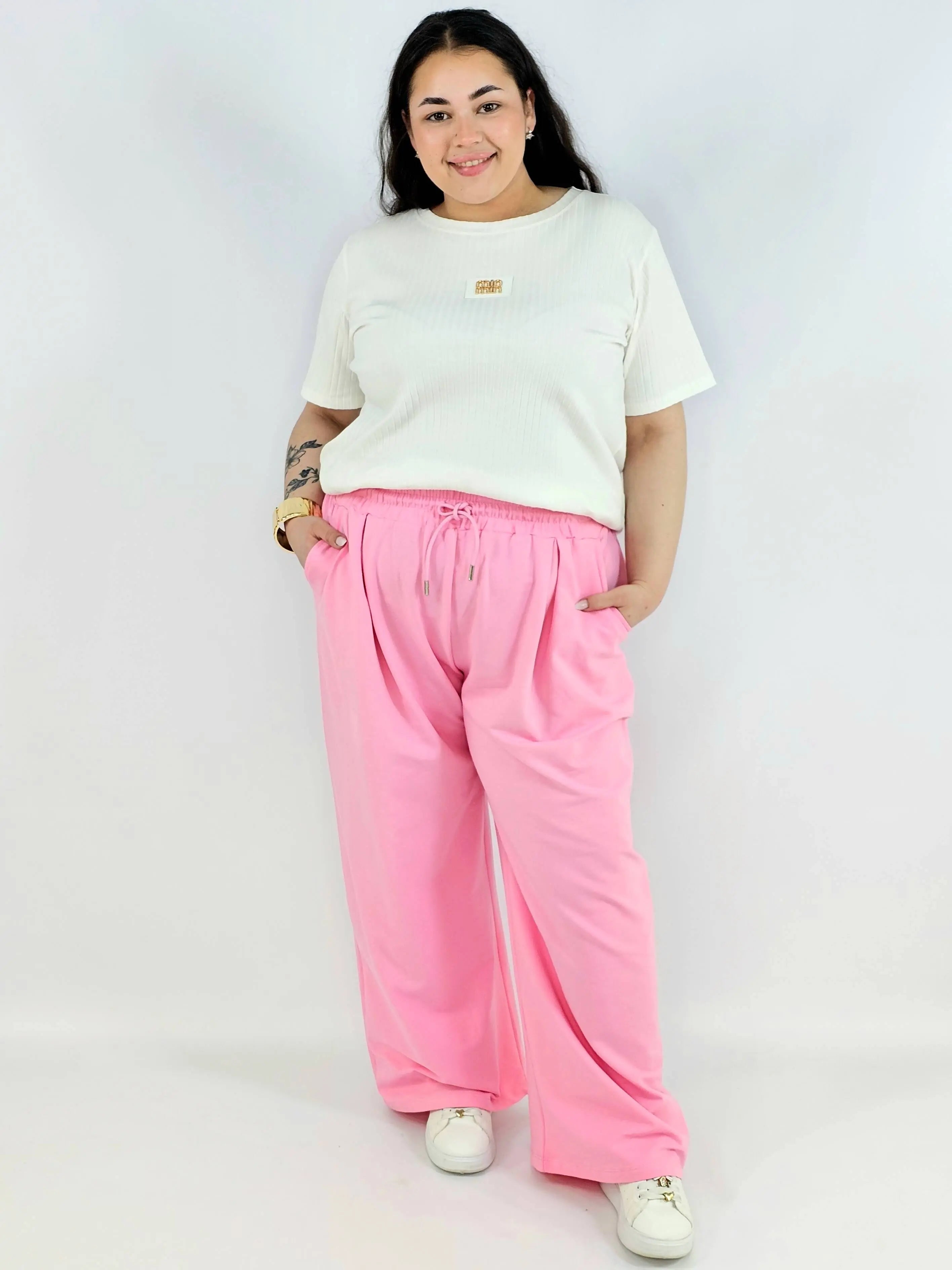 Spodnie plus size szerokie – wygodne spodnie XXL z gumką w pasie Stylowa XL