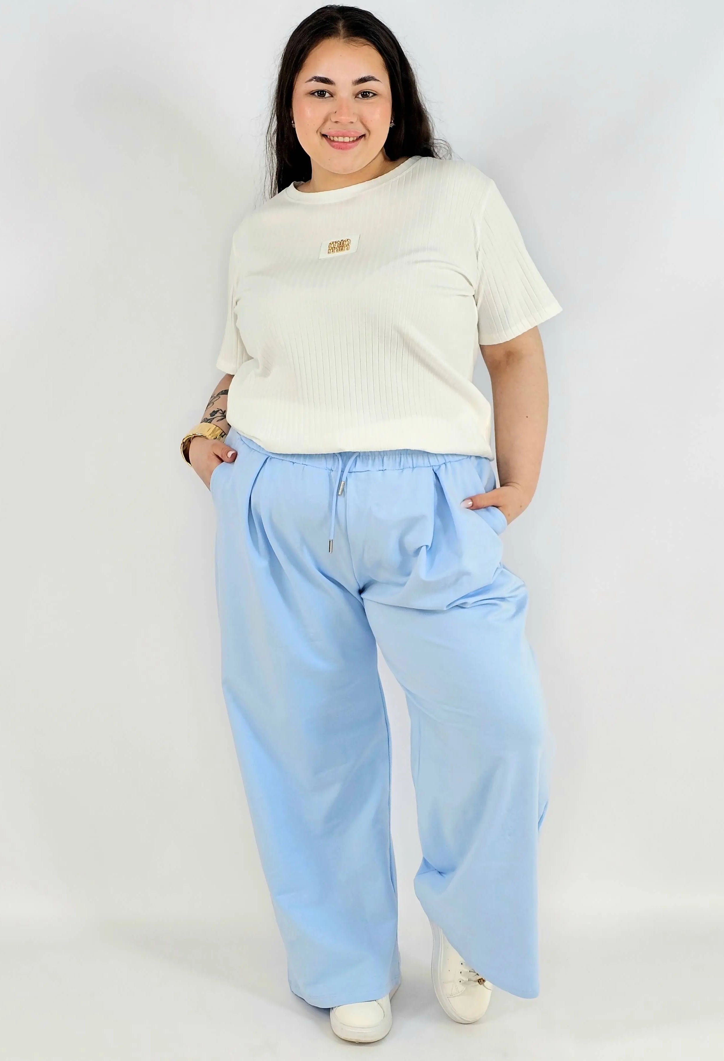 Spodnie plus size szerokie – wygodne spodnie XXL z gumką w pasie Stylowa XL
