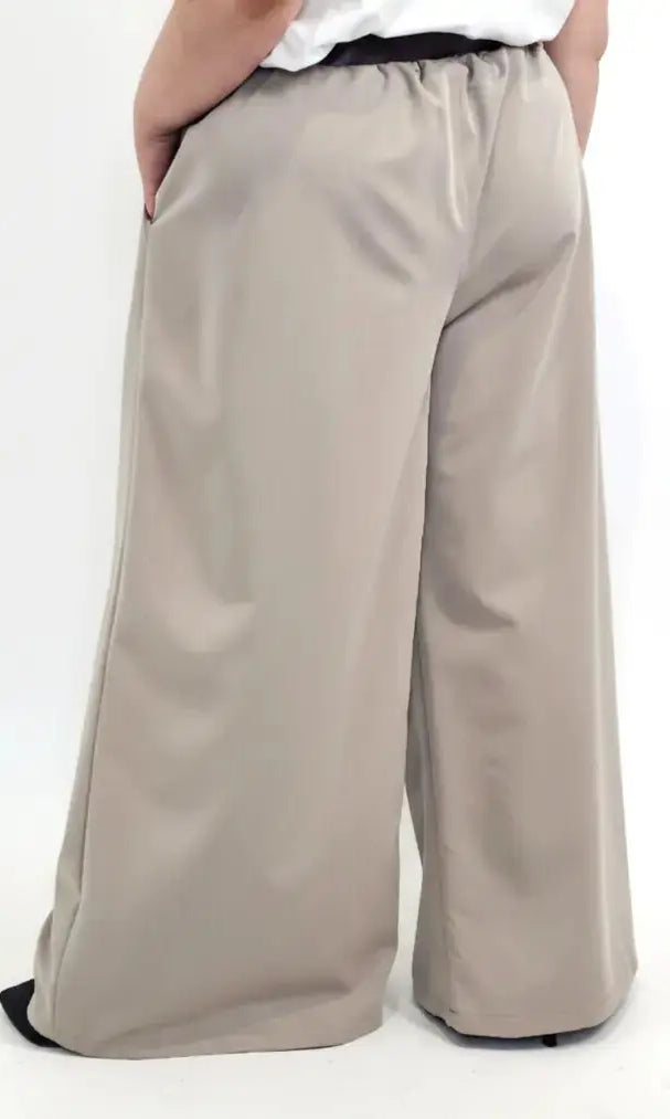 Spodnie plus size szerokie palazzo z wysokim stanem – eleganckie spodnie XXL w 3 kolorach Stylowa XL