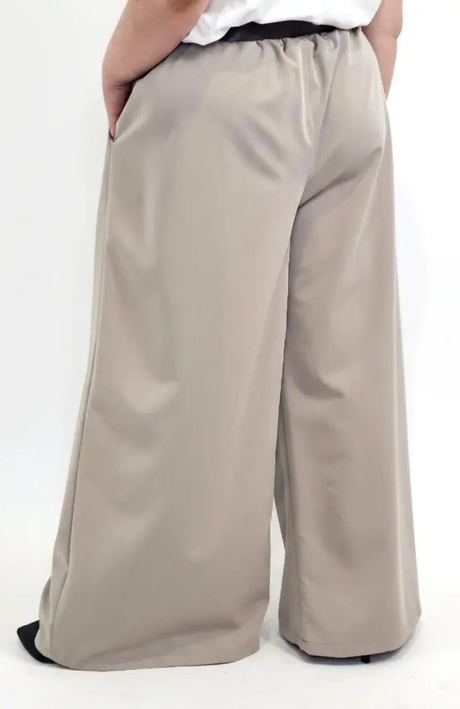 Spodnie plus size szerokie palazzo z wysokim stanem – eleganckie spodnie XXL w 3 kolorach Stylowa XL