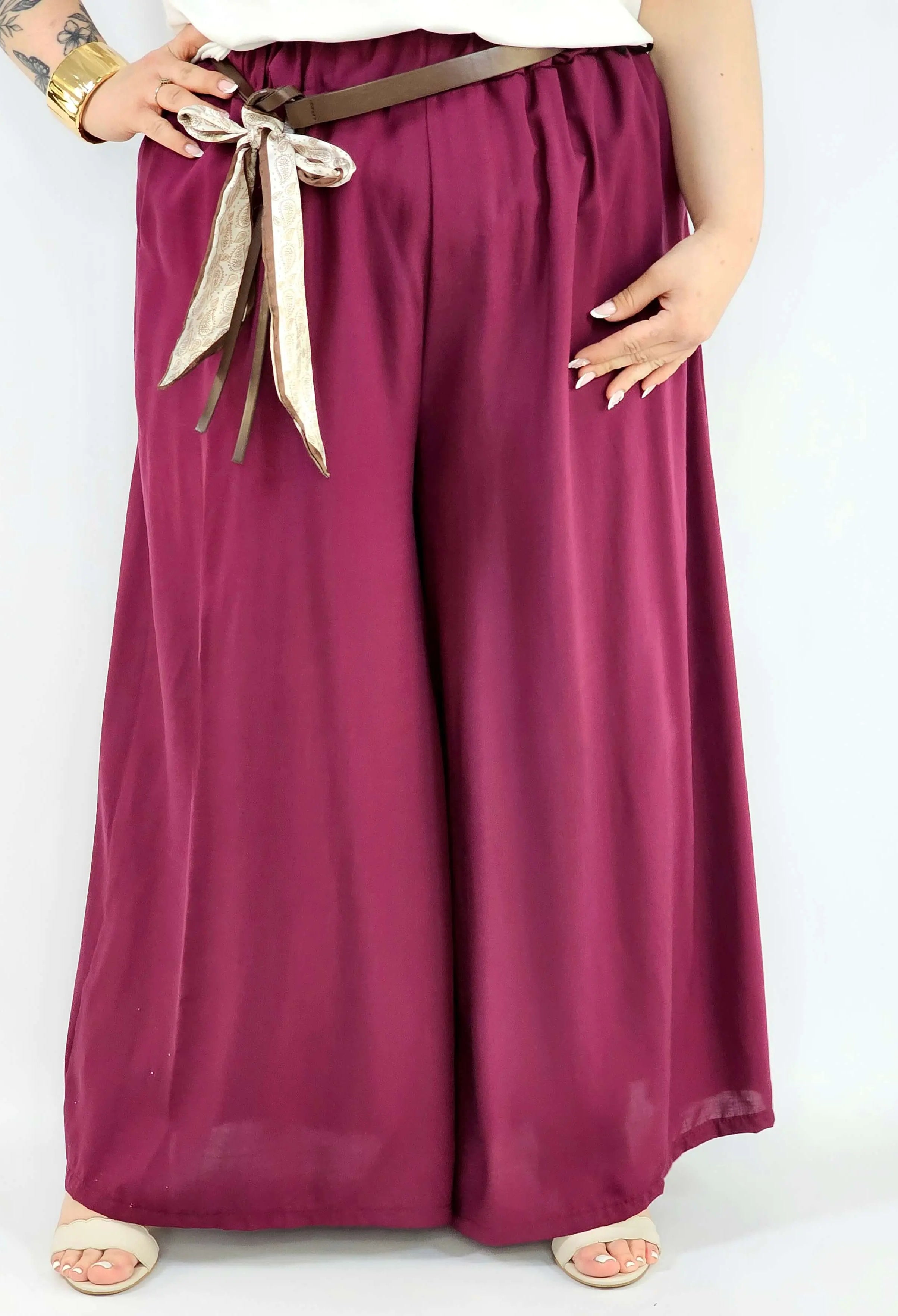 Spodnie plus size szerokie z gumką w pasie i wiązaniem XXL Stylowa XL