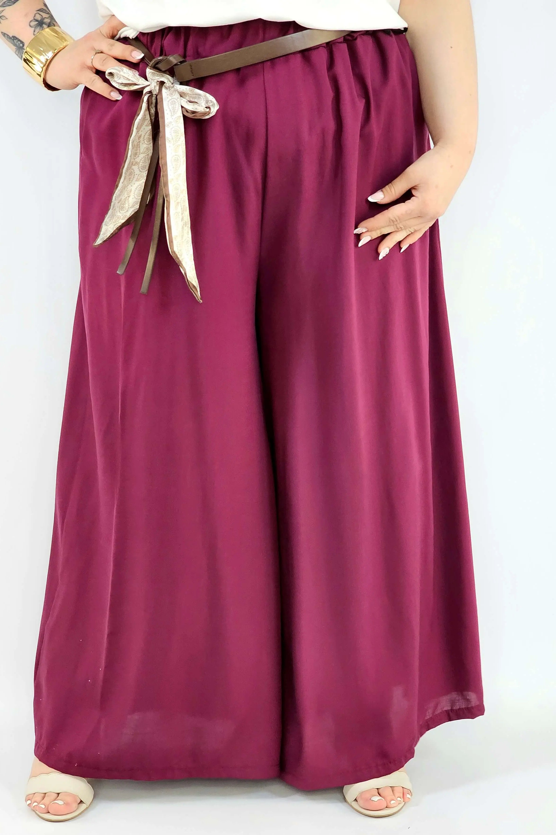 Spodnie plus size szerokie z gumką w pasie i wiązaniem XXL Stylowa XL