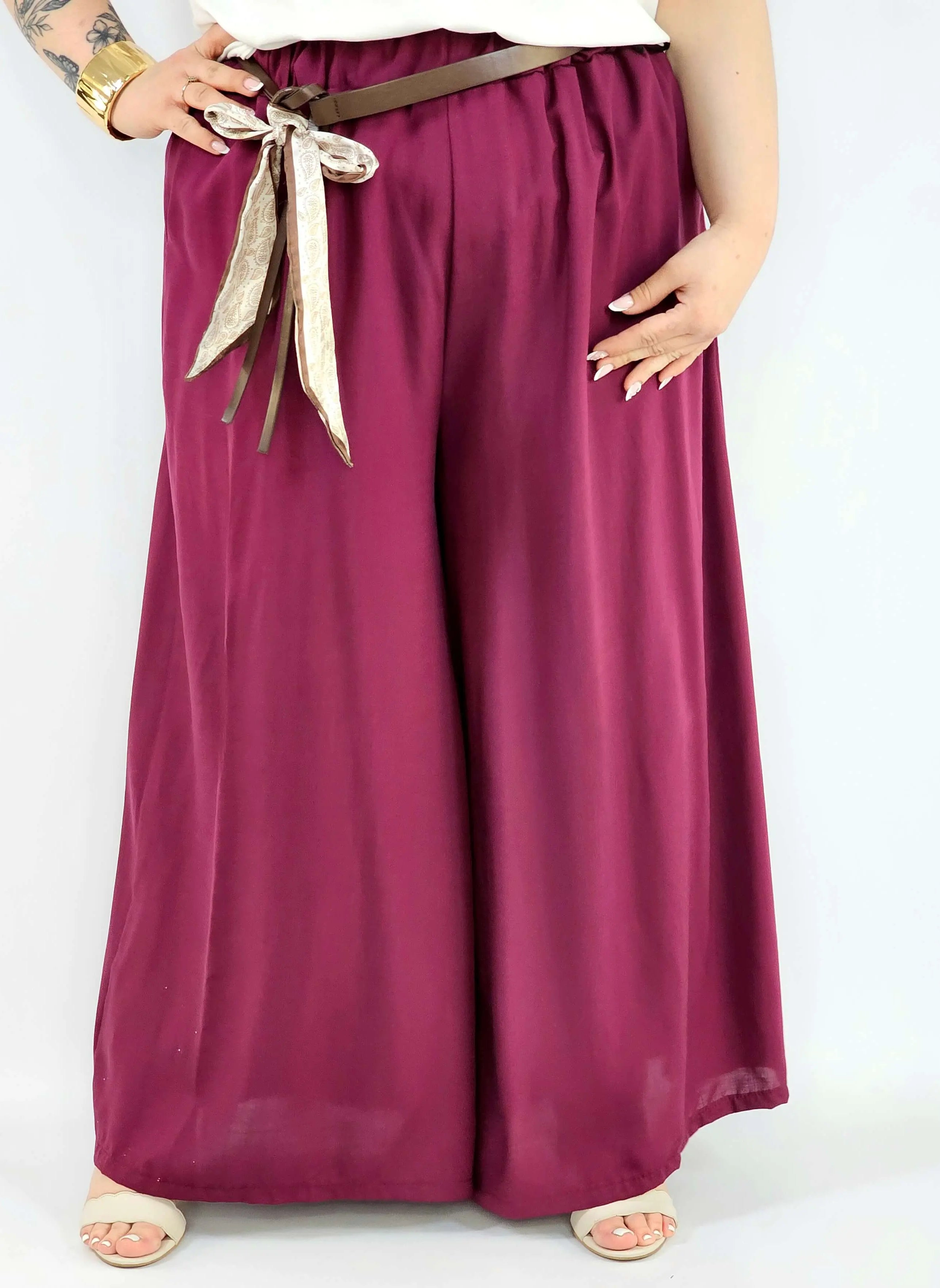 Spodnie plus size szerokie z gumką w pasie i wiązaniem XXL Stylowa XL