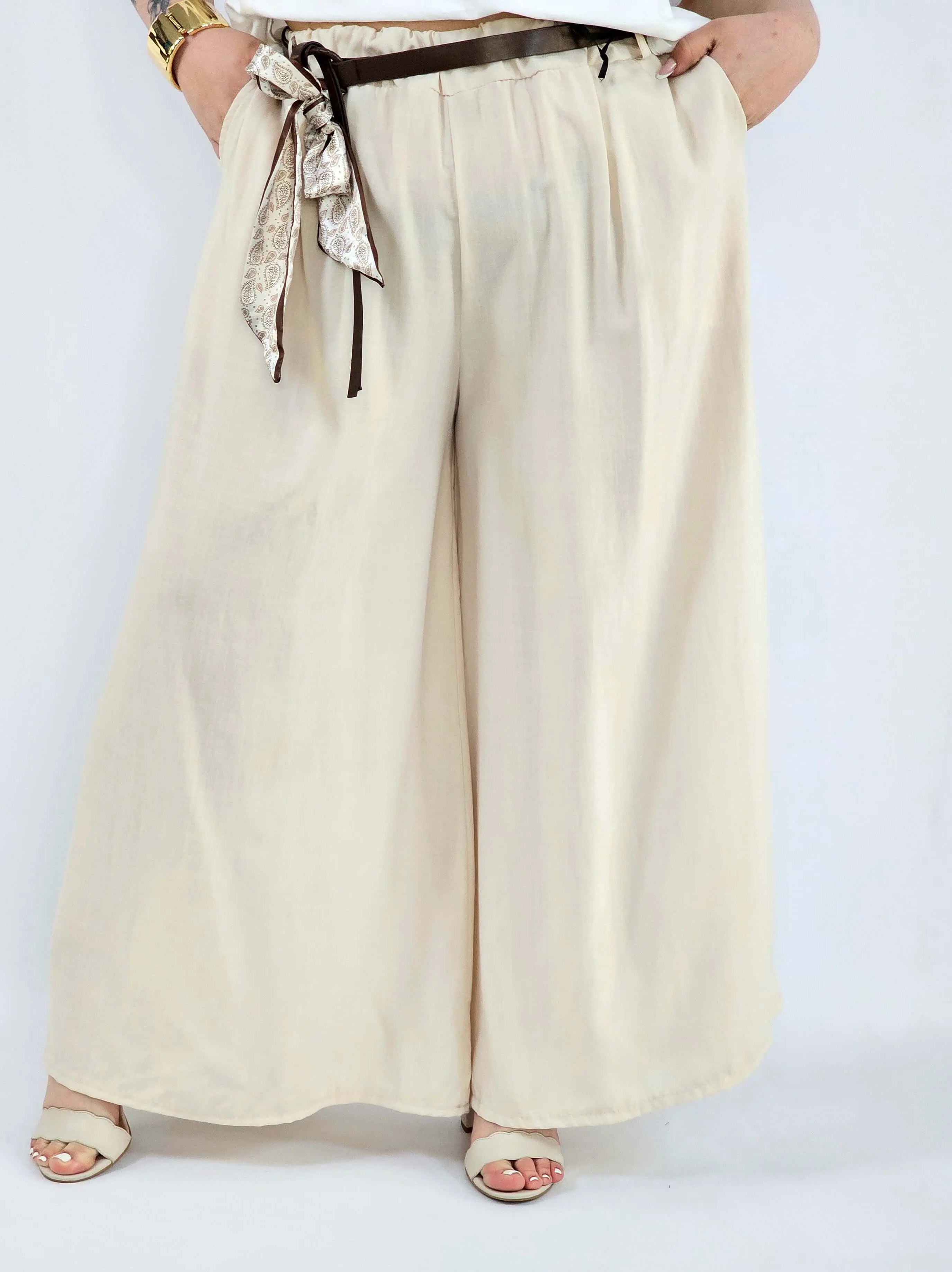 Spodnie plus size szerokie z gumką w pasie i wiązaniem XXL Stylowa XL
