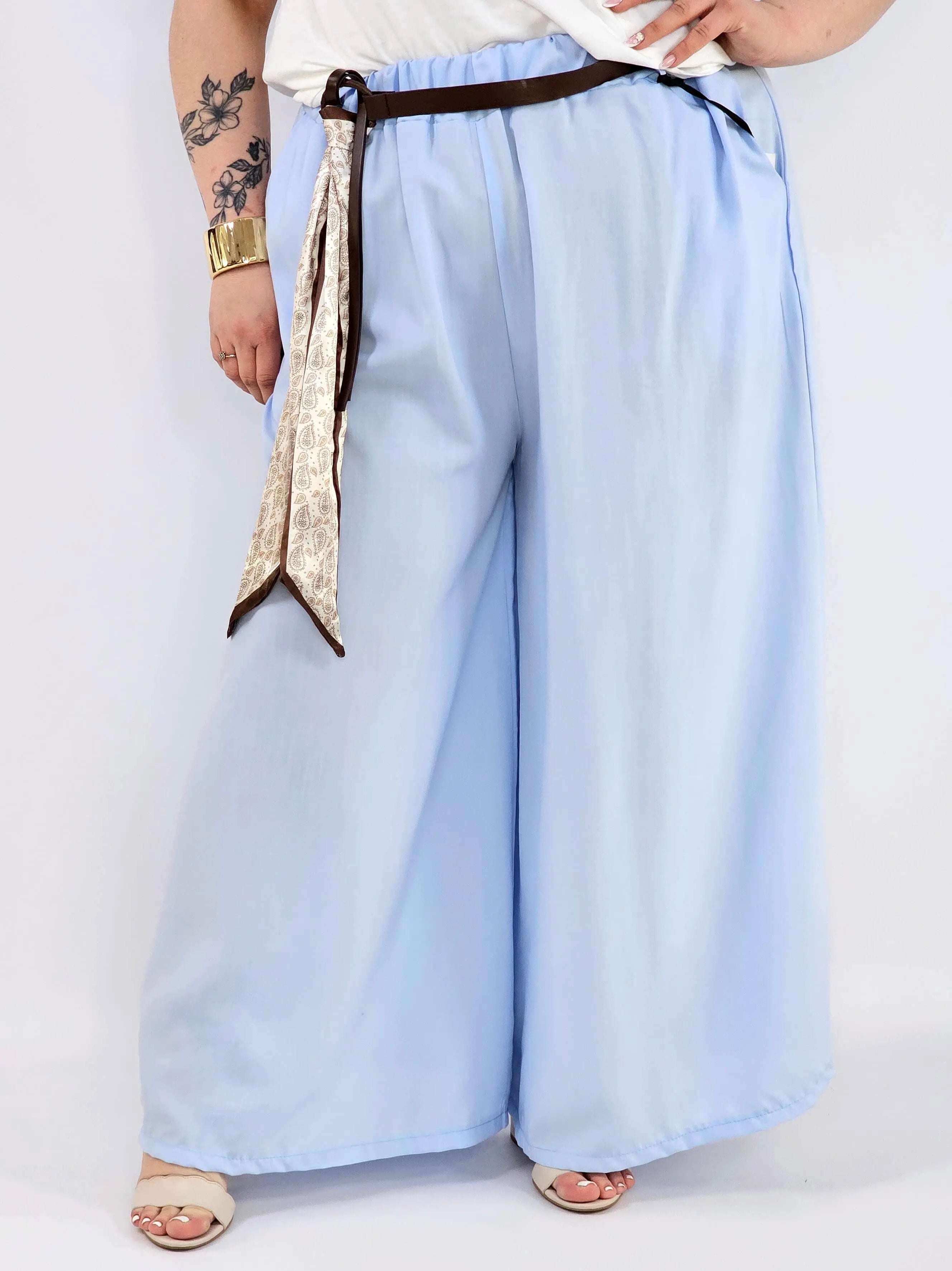 Spodnie plus size szerokie z gumką w pasie i wiązaniem XXL Stylowa XL