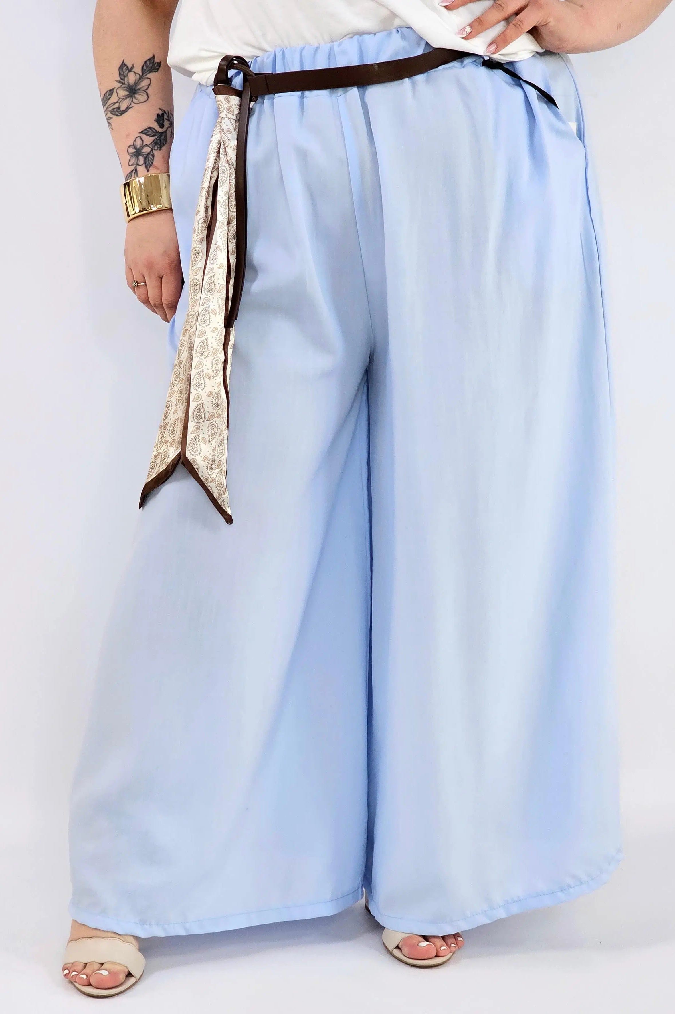 Spodnie plus size szerokie z gumką w pasie i wiązaniem XXL Stylowa XL