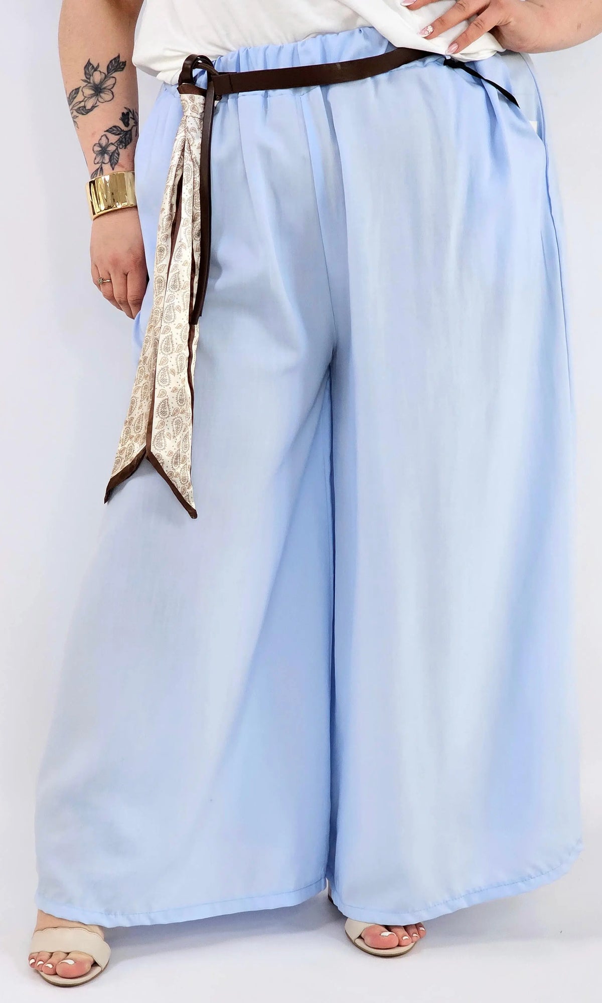Spodnie plus size szerokie z gumką w pasie i wiązaniem XXL Stylowa XL
