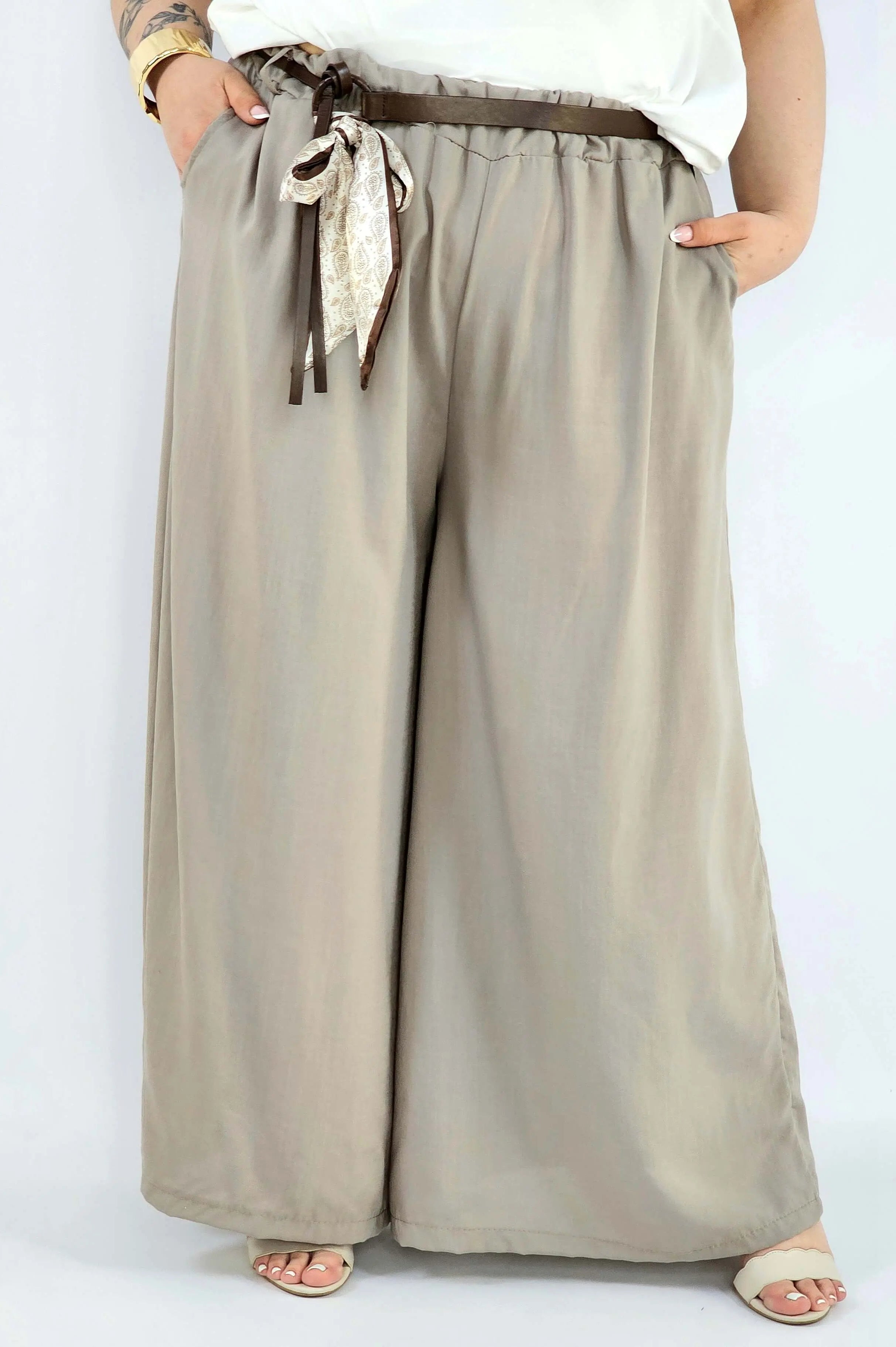 Spodnie plus size szerokie z gumką w pasie i wiązaniem XXL Stylowa XL