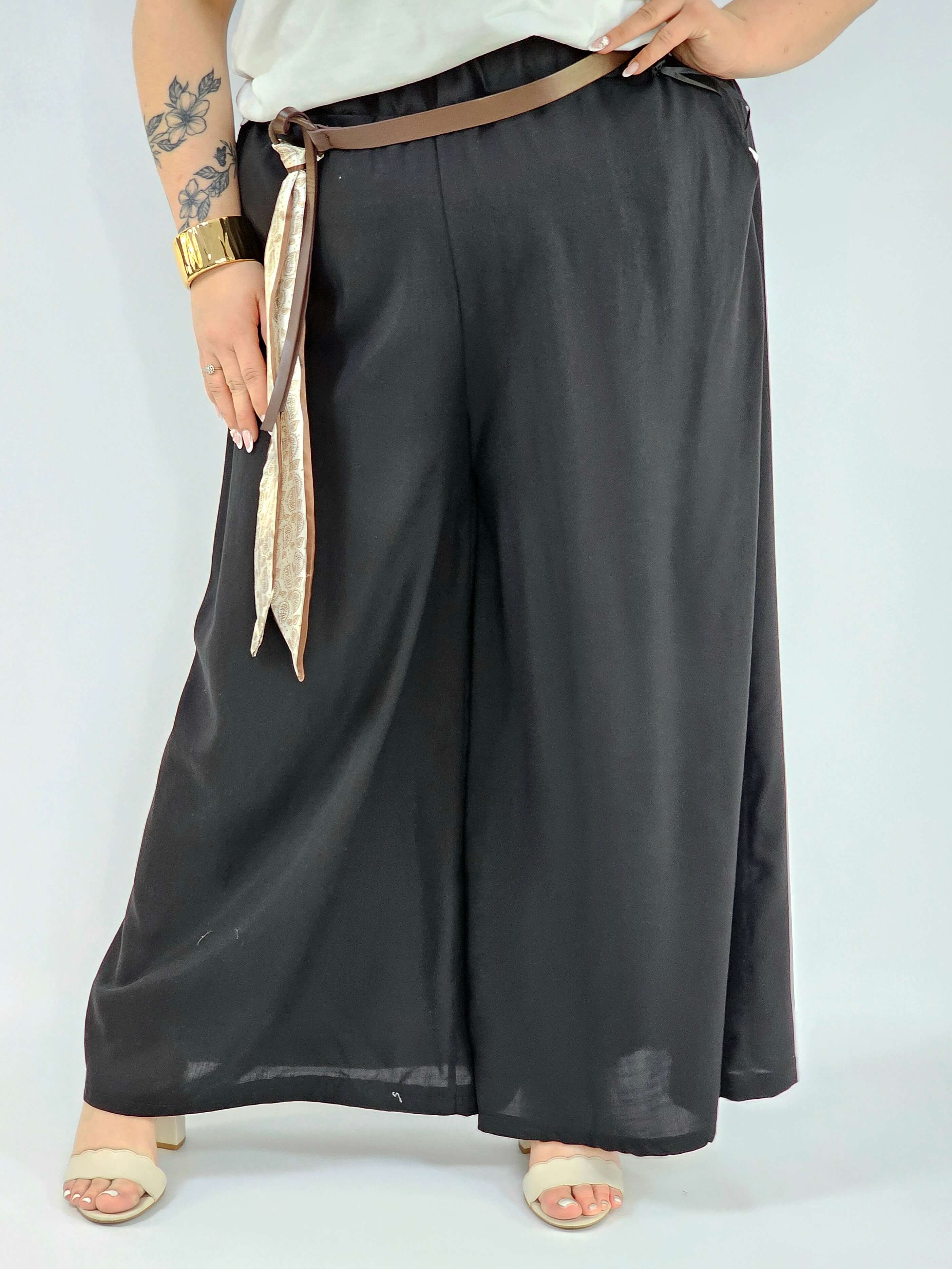 Spodnie plus size szerokie z gumką w pasie i wiązaniem XXL Stylowa XL