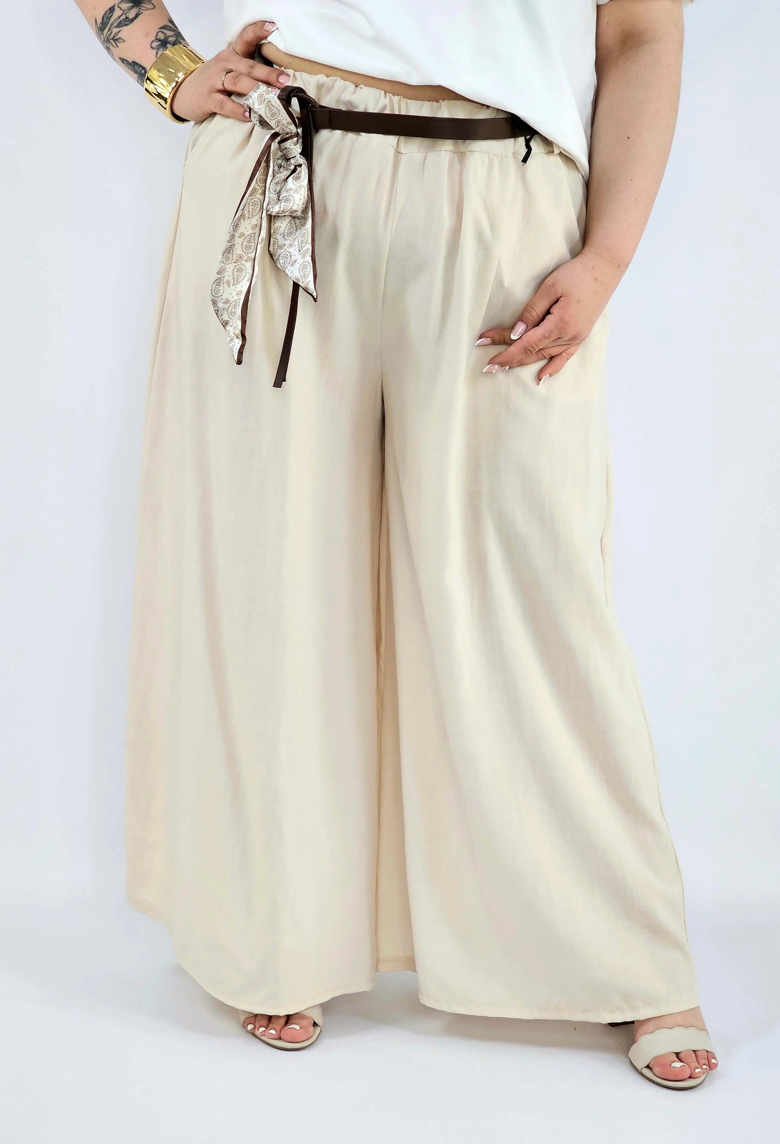 Spodnie plus size szerokie z gumką w pasie i wiązaniem XXL Stylowa XL