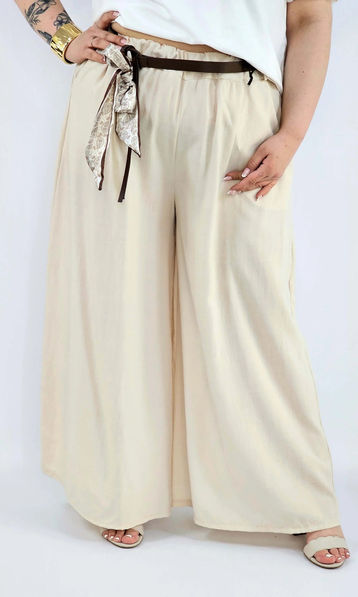 Spodnie plus size szerokie z gumką w pasie i wiązaniem XXL Stylowa XL