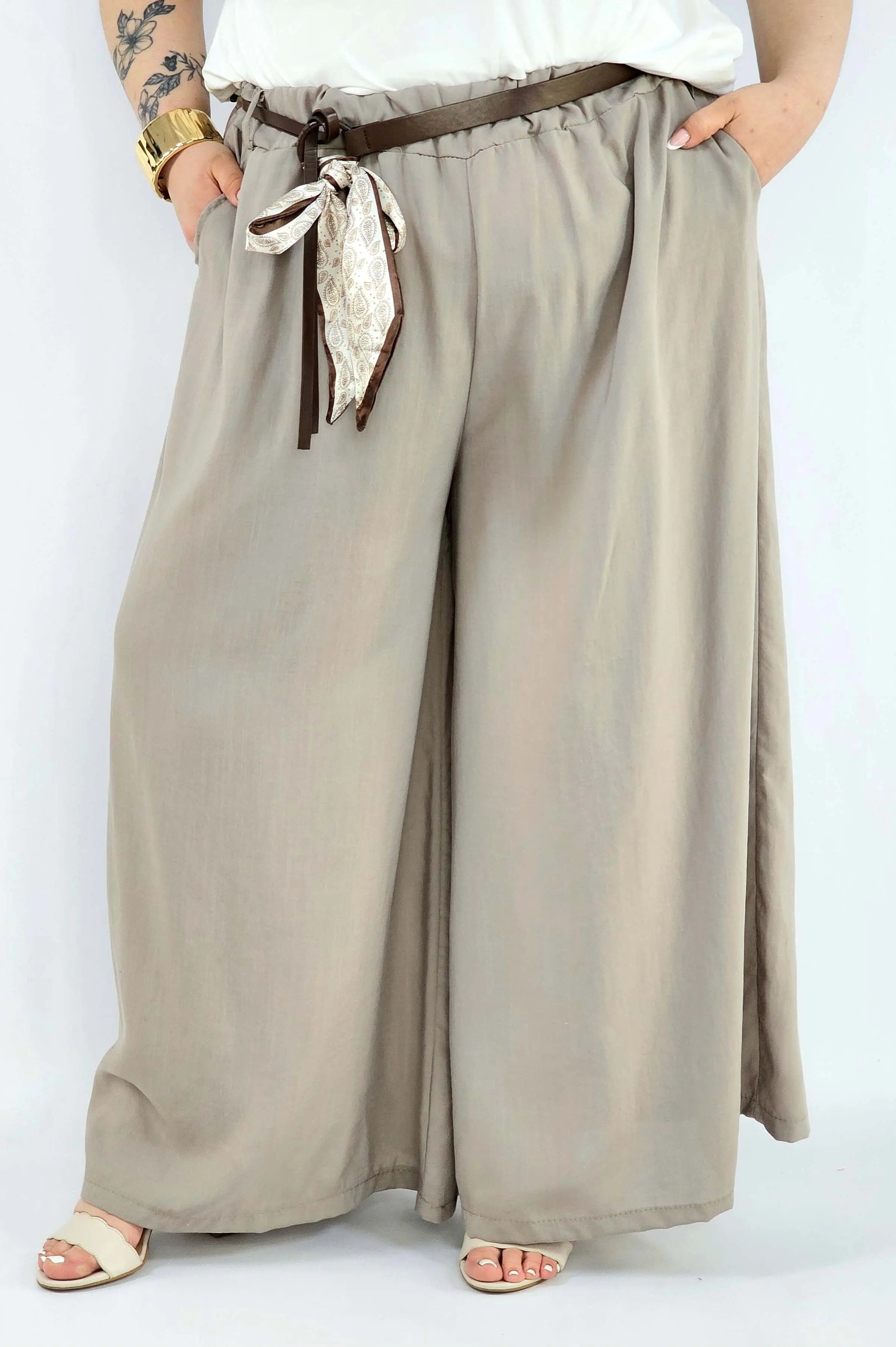 Spodnie plus size szerokie z gumką w pasie i wiązaniem XXL Stylowa XL