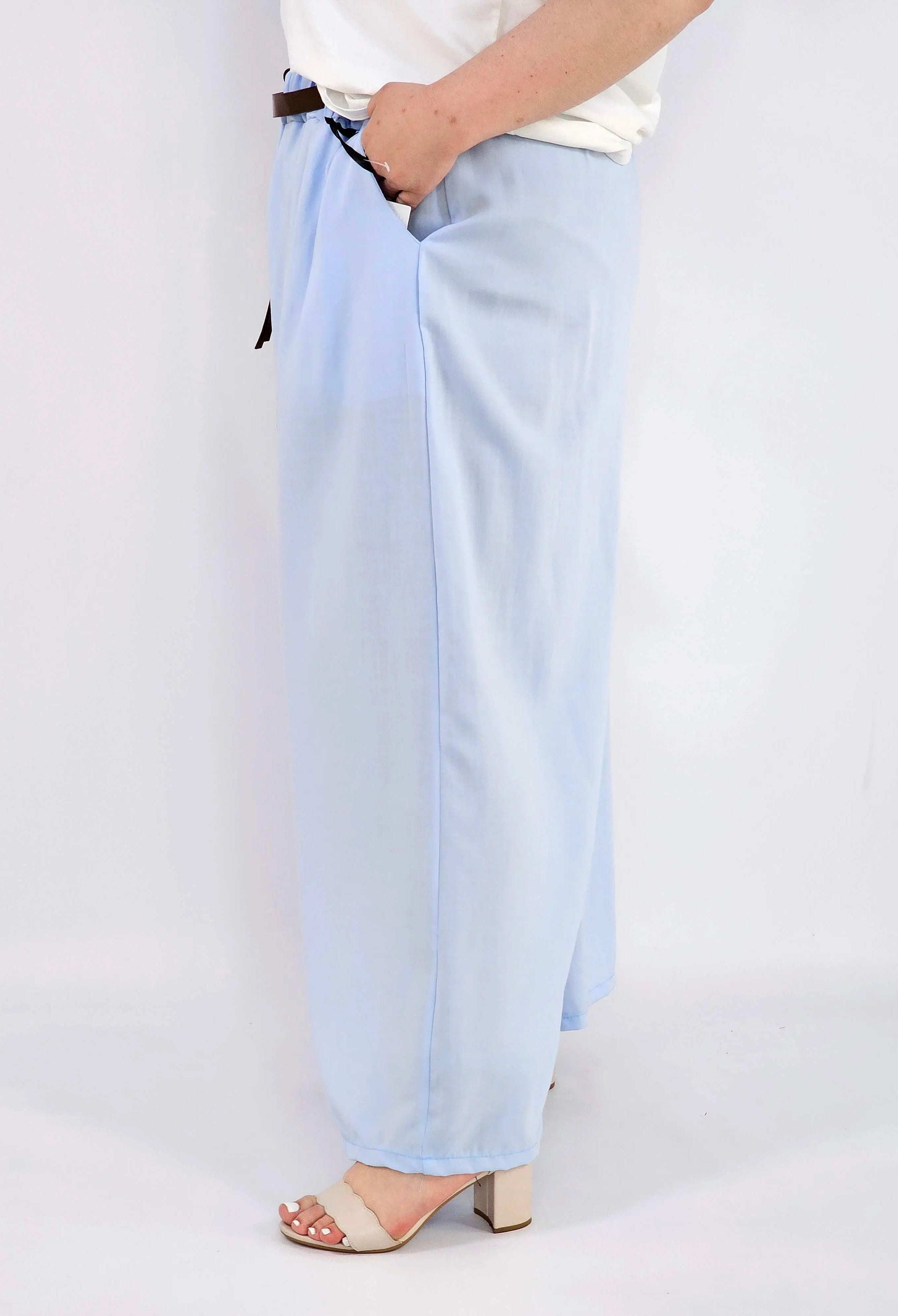 Spodnie plus size szerokie z gumką w pasie i wiązaniem XXL Stylowa XL