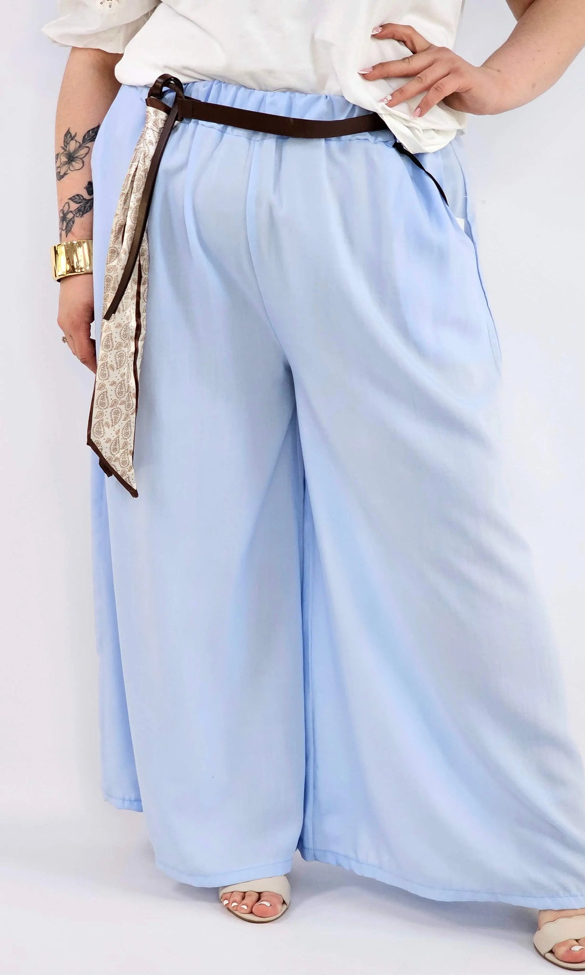 Spodnie plus size szerokie z gumką w pasie i wiązaniem XXL Stylowa XL