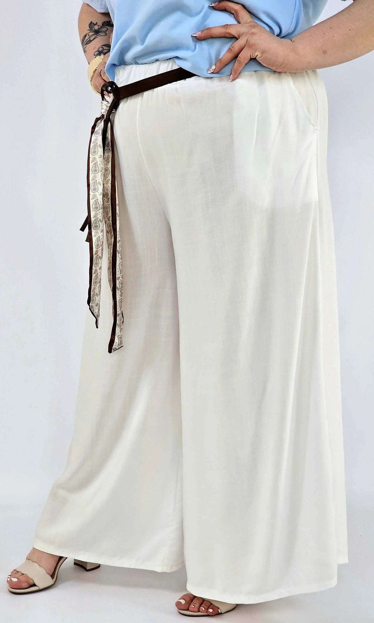Spodnie plus size szerokie z gumką w pasie i wiązaniem XXL Stylowa XL
