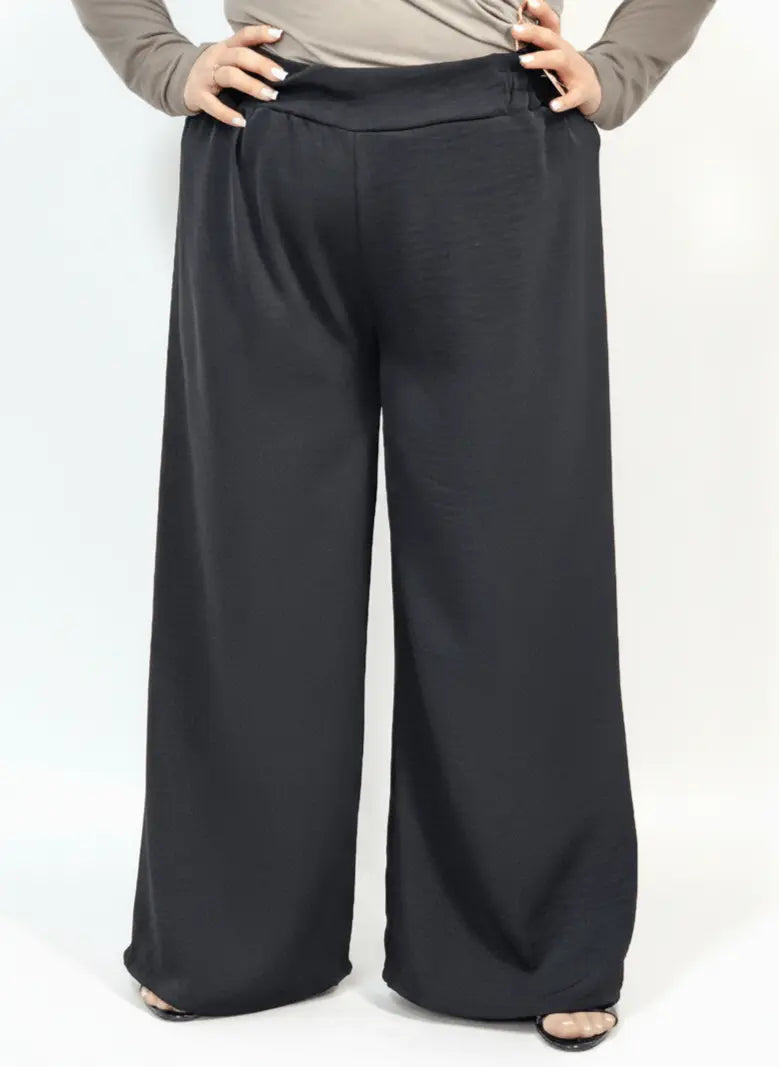 Spodnie plus size z szeroką nogawką i elastycznym pasem Stylowa XL