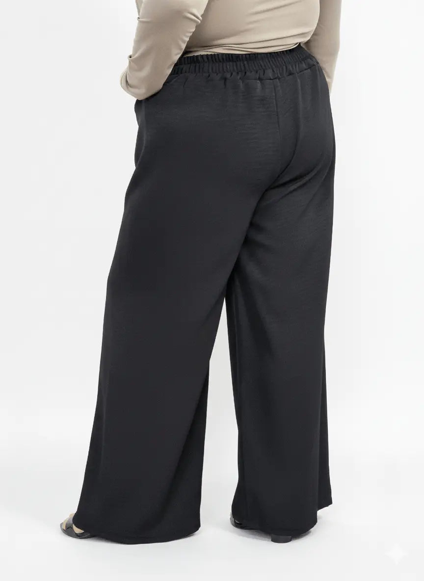 Spodnie plus size z szeroką nogawką i elastycznym pasem Stylowa XL