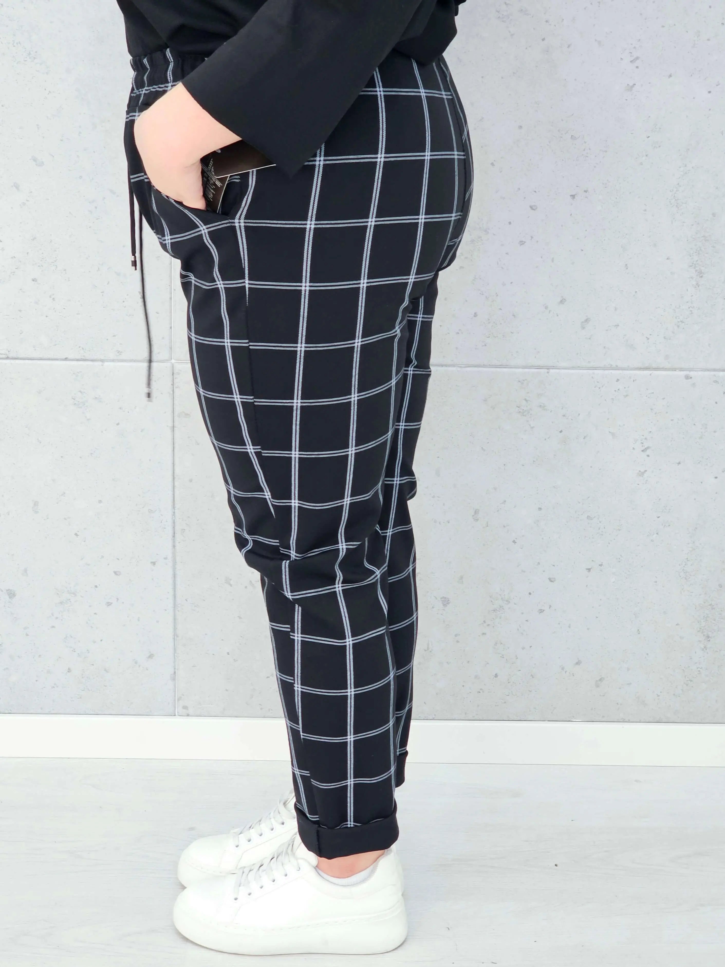 Spodnie w kratkę plus size – wygodne spodnie XXL z elastycznym pasem - Stylowa XL