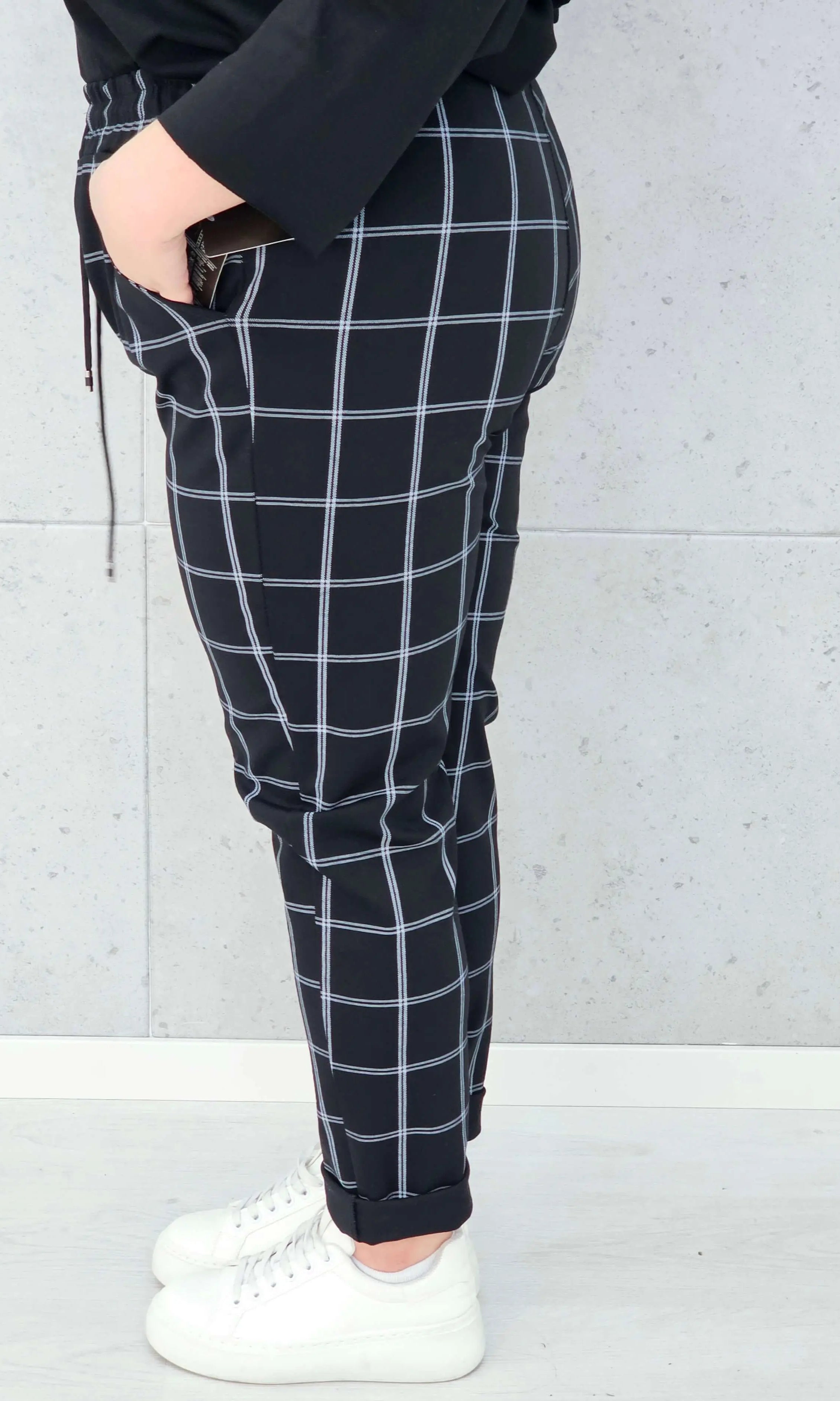 Spodnie w kratkę plus size – wygodne spodnie XXL z elastycznym pasem - Stylowa XL