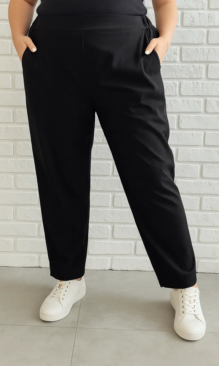 Spodnie z lekko technicznym twistem Stylowa XL