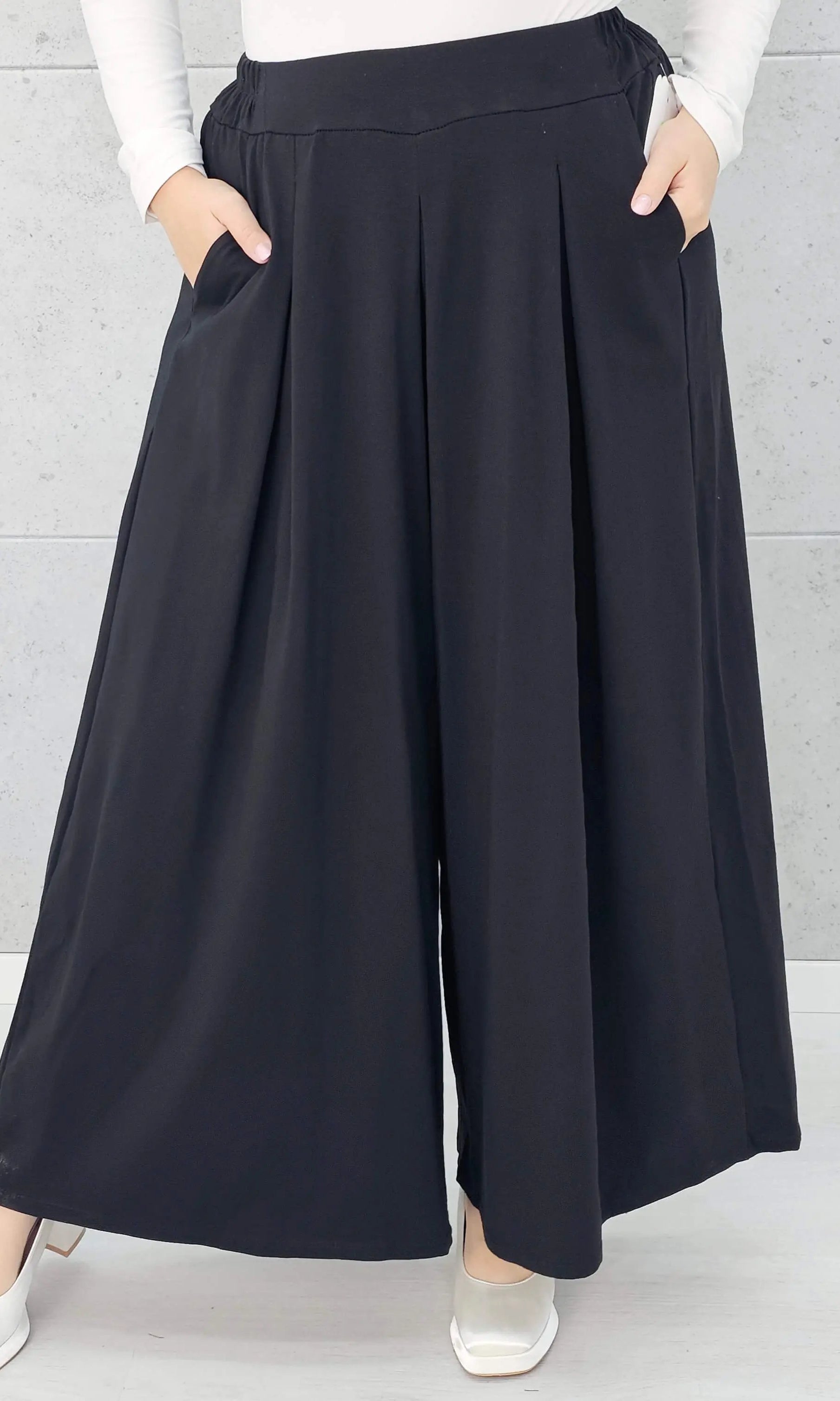 Spodnie z szeroką nogawką Stylowa XL