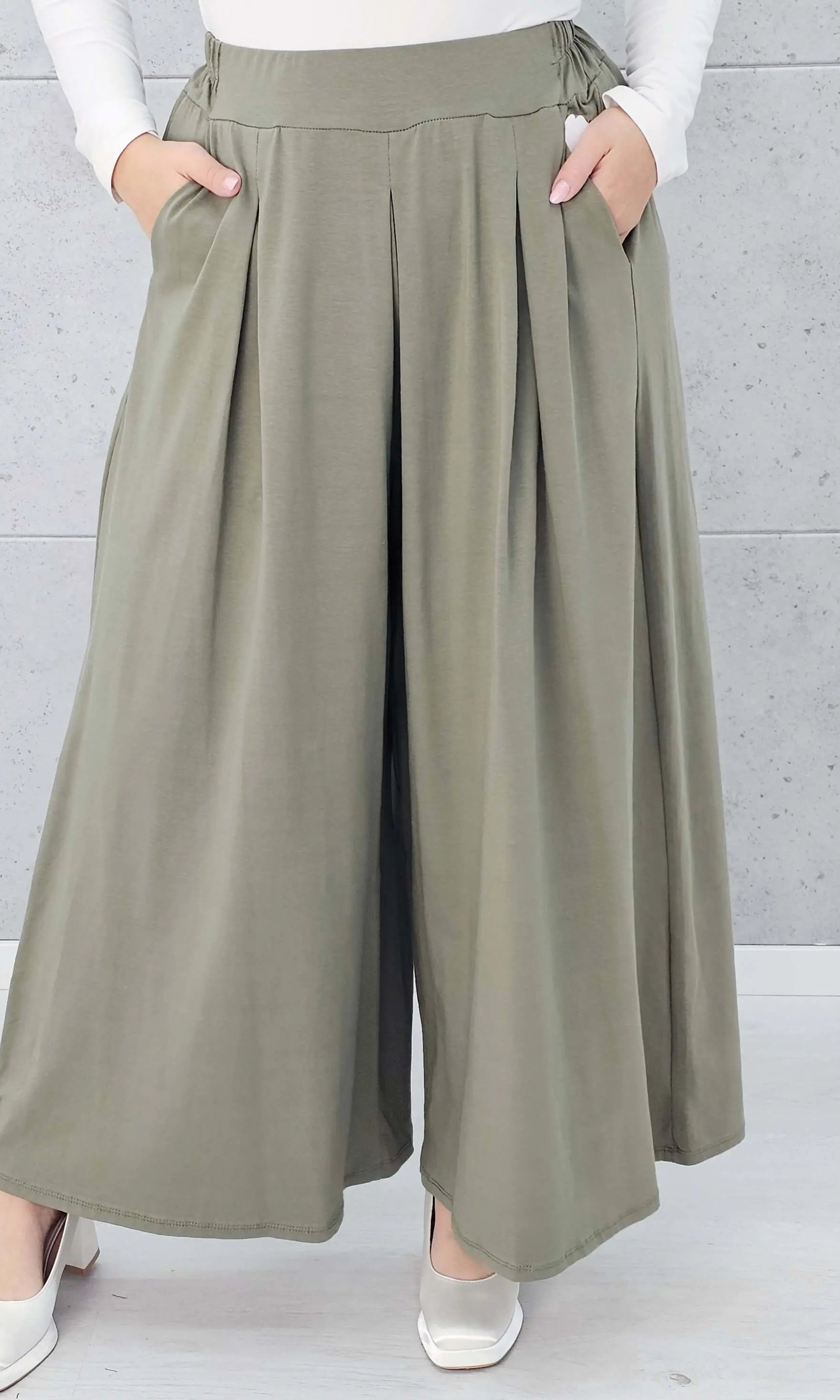 Spodnie z szeroką nogawką Stylowa XL