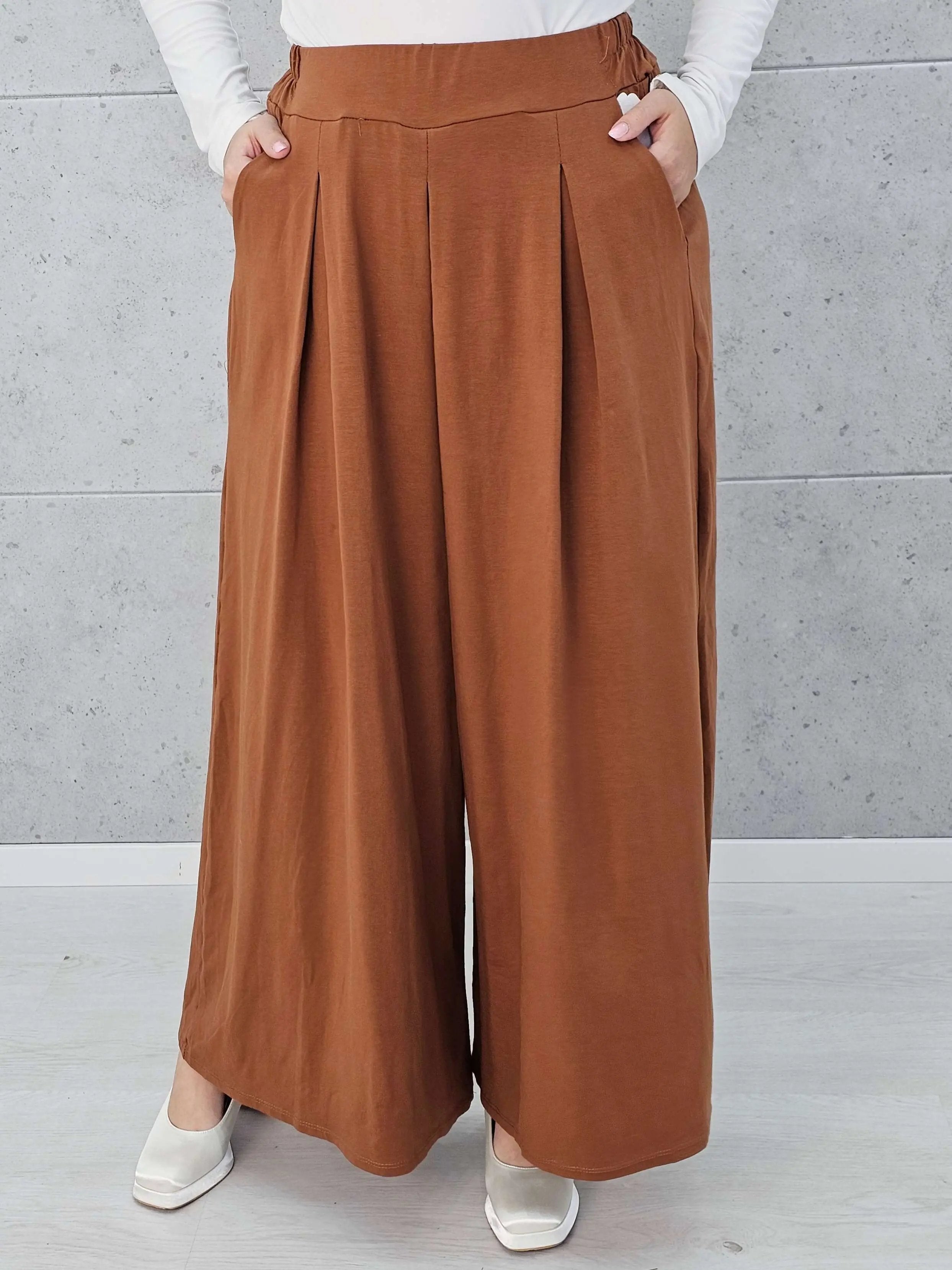 Spodnie z szeroką nogawką Stylowa XL