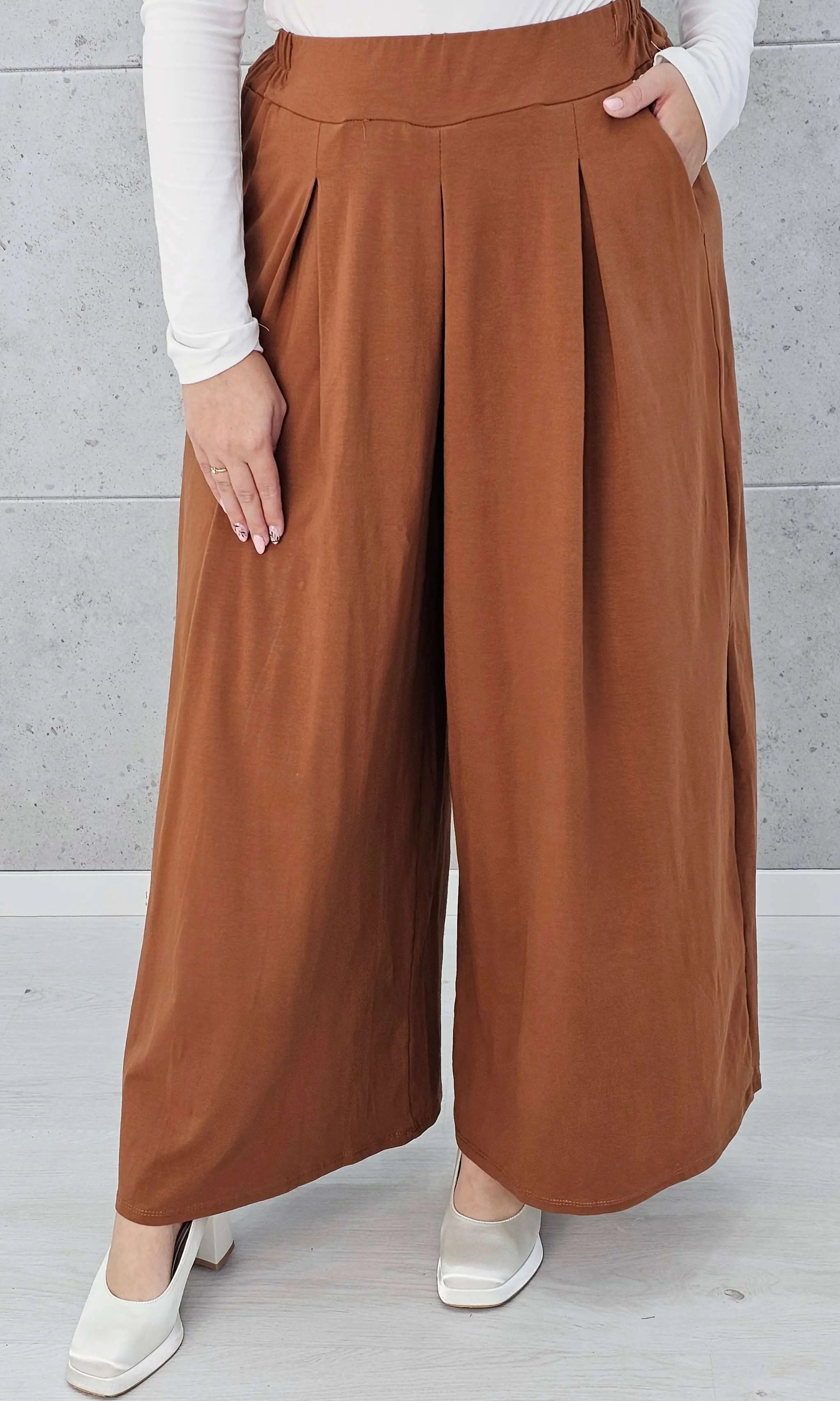 Spodnie z szeroką nogawką Stylowa XL