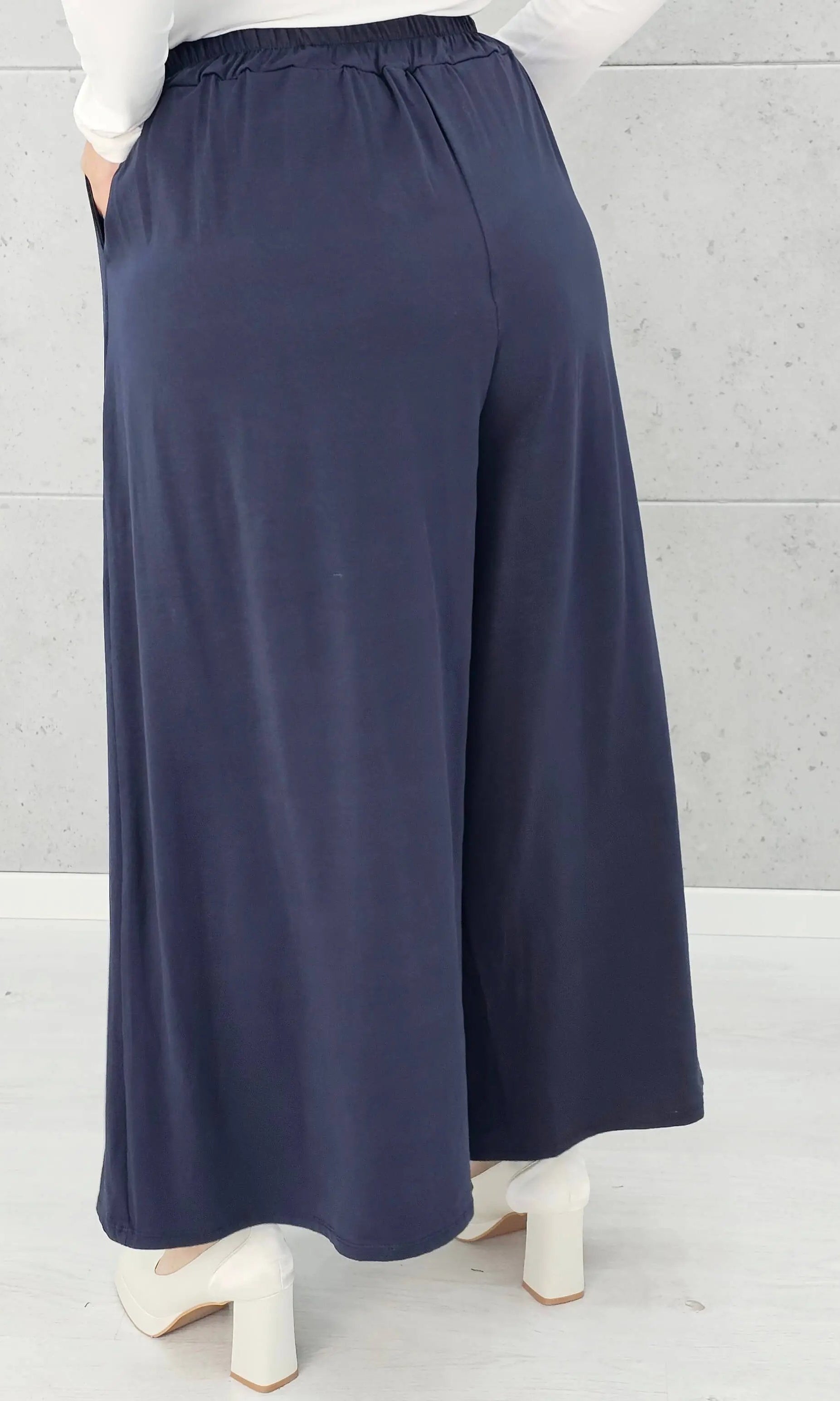 Spodnie z szeroką nogawką Stylowa XL