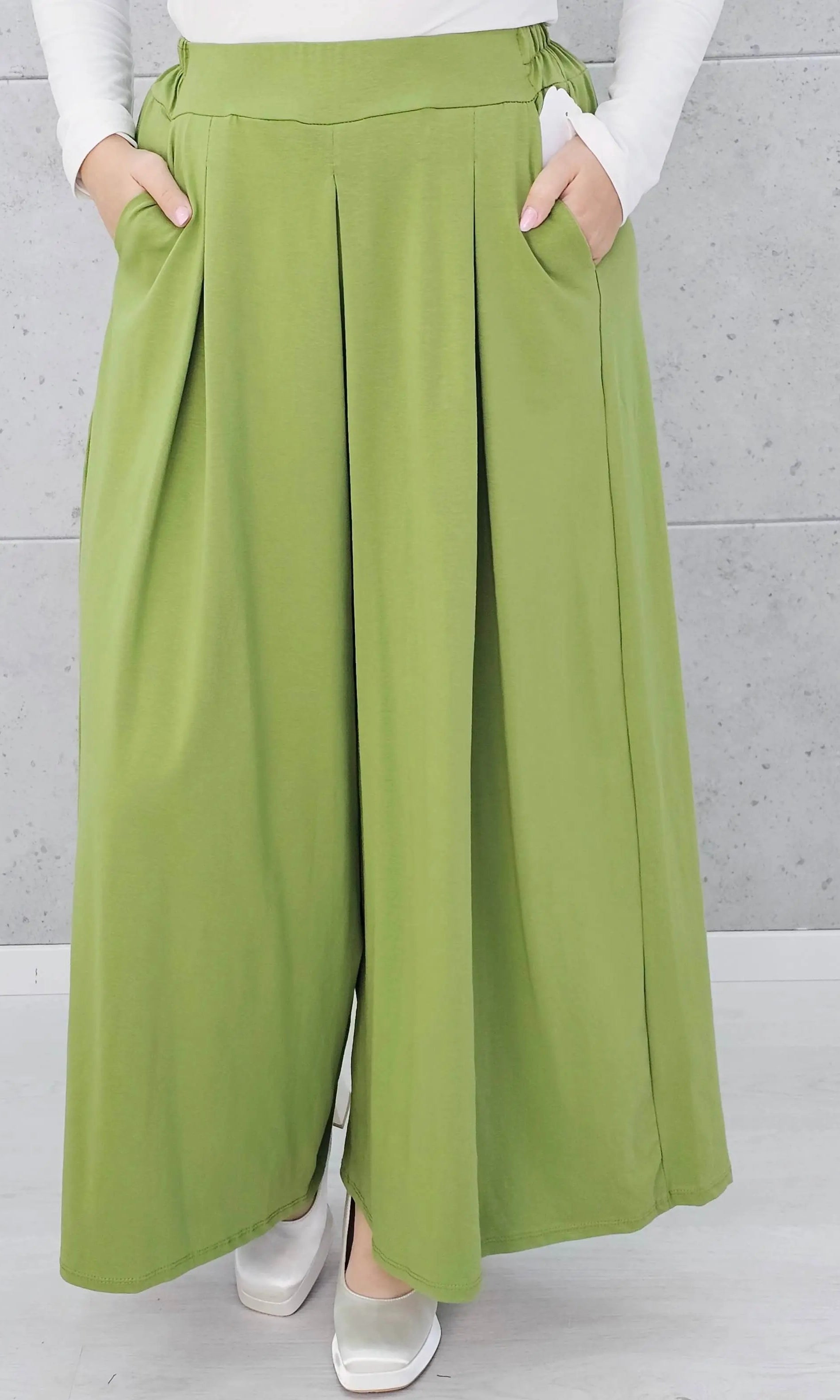 Spodnie z szeroką nogawką Stylowa XL