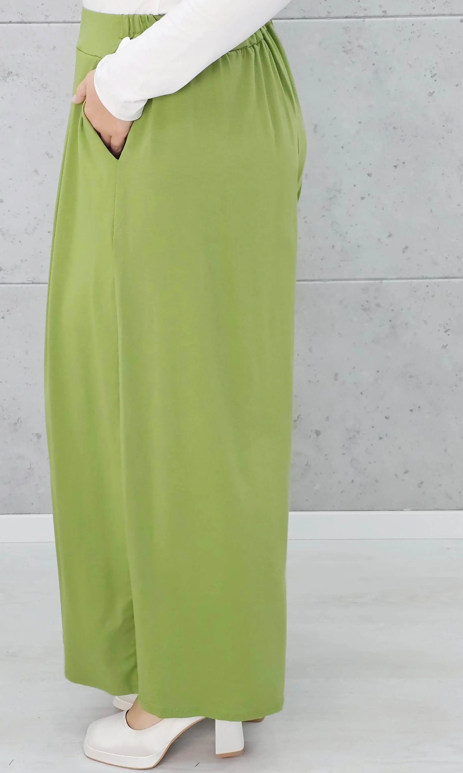 Spodnie z szeroką nogawką Stylowa XL