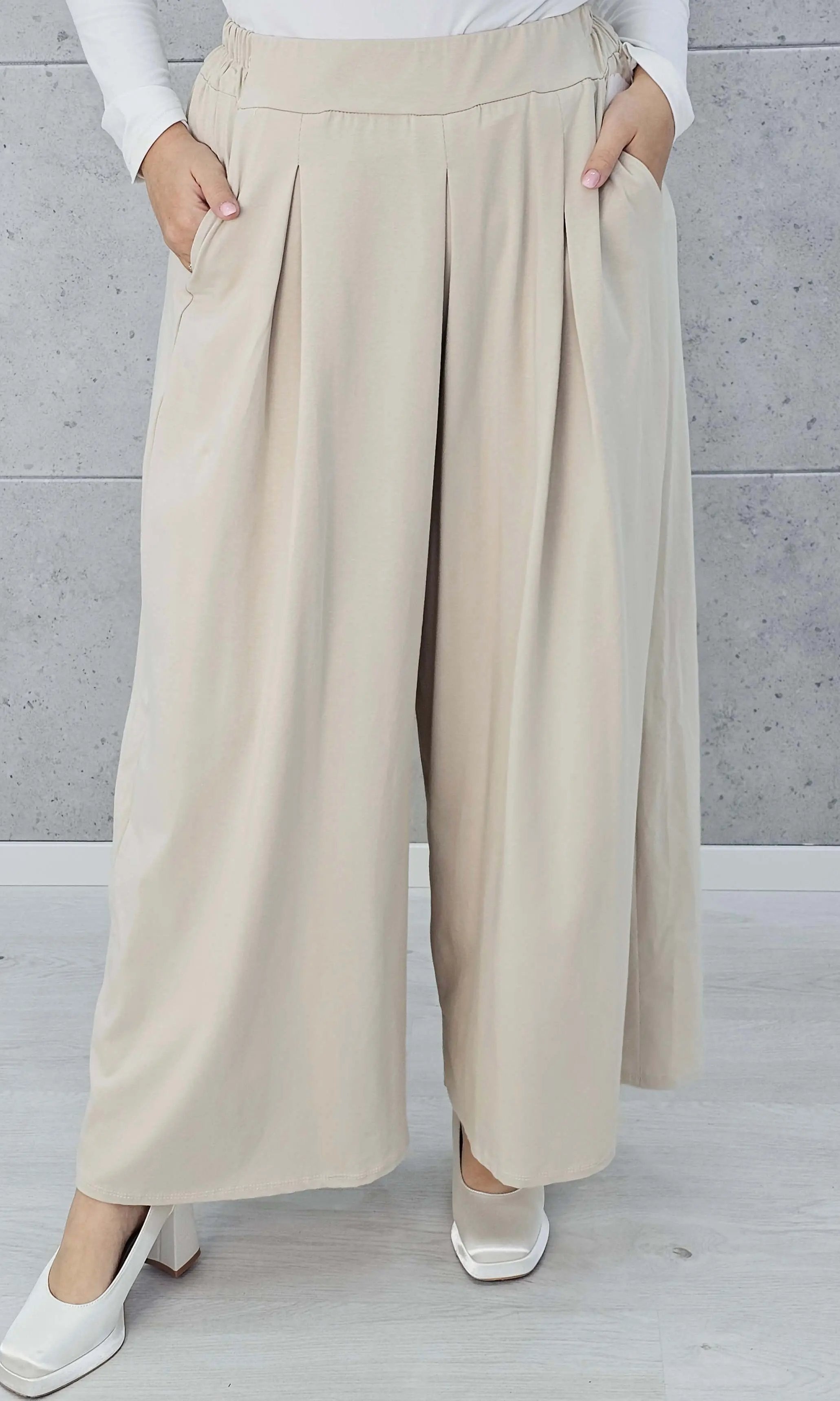 Spodnie z szeroką nogawką Stylowa XL