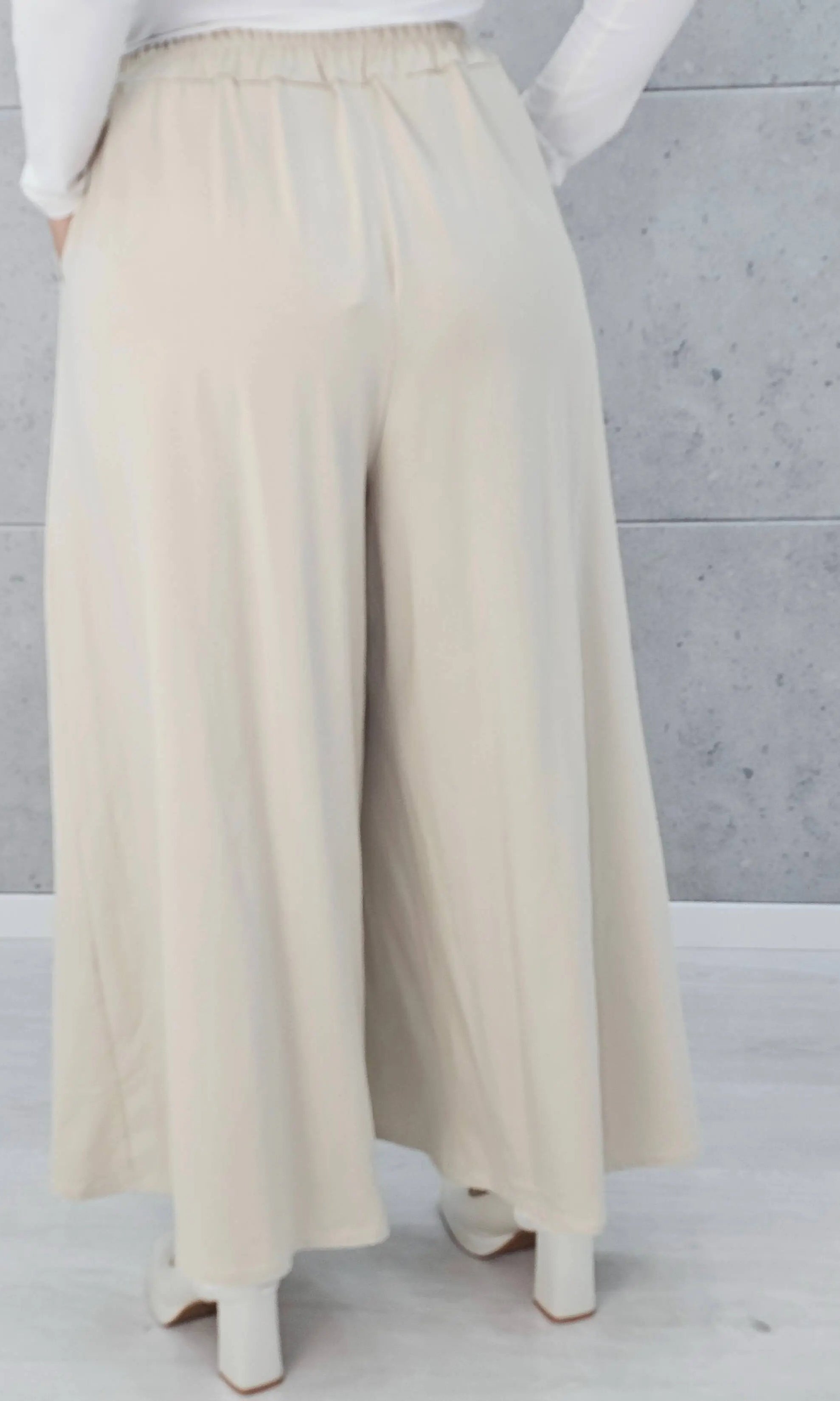 Spodnie z szeroką nogawką Stylowa XL