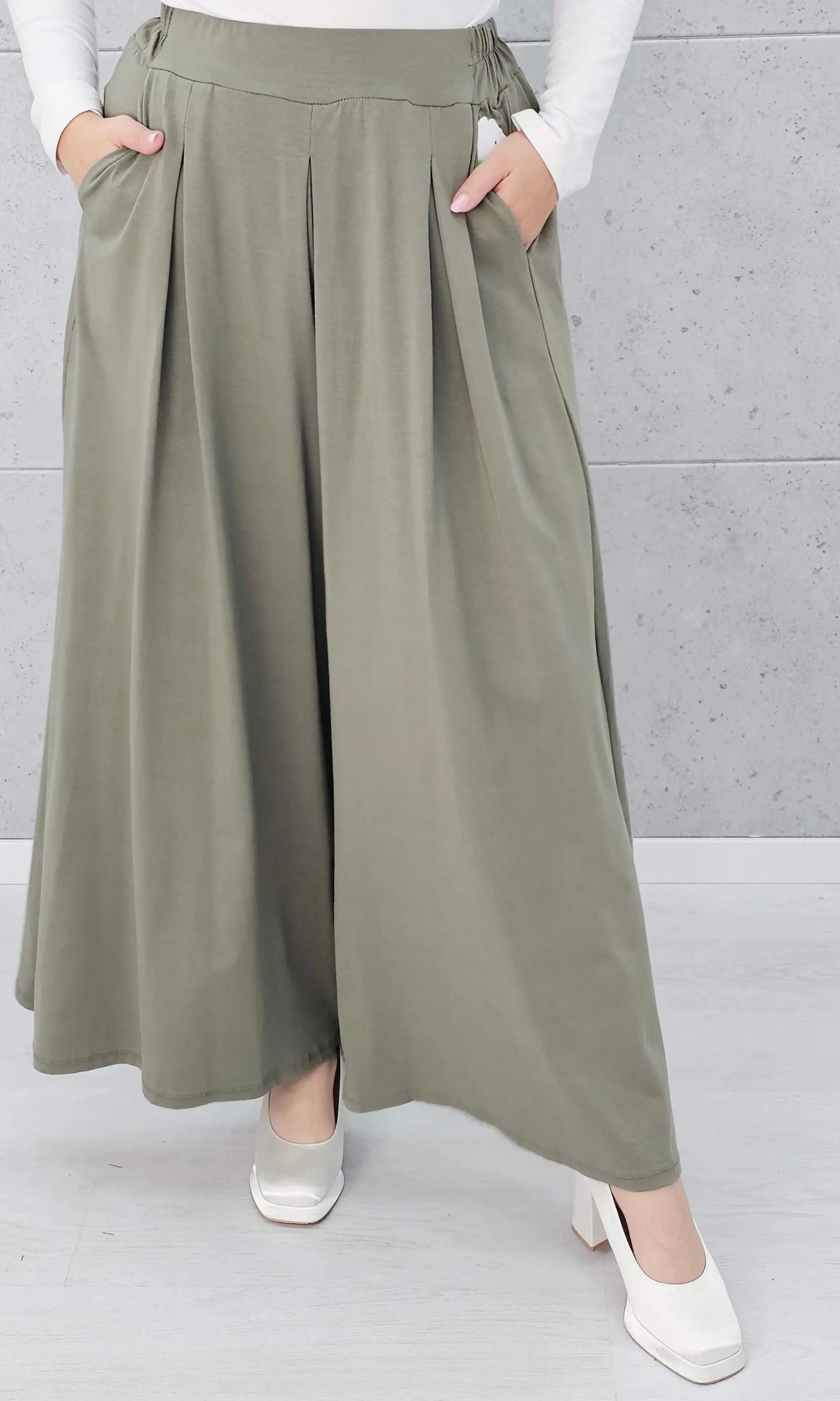 Spodnie z szeroką nogawką Stylowa XL