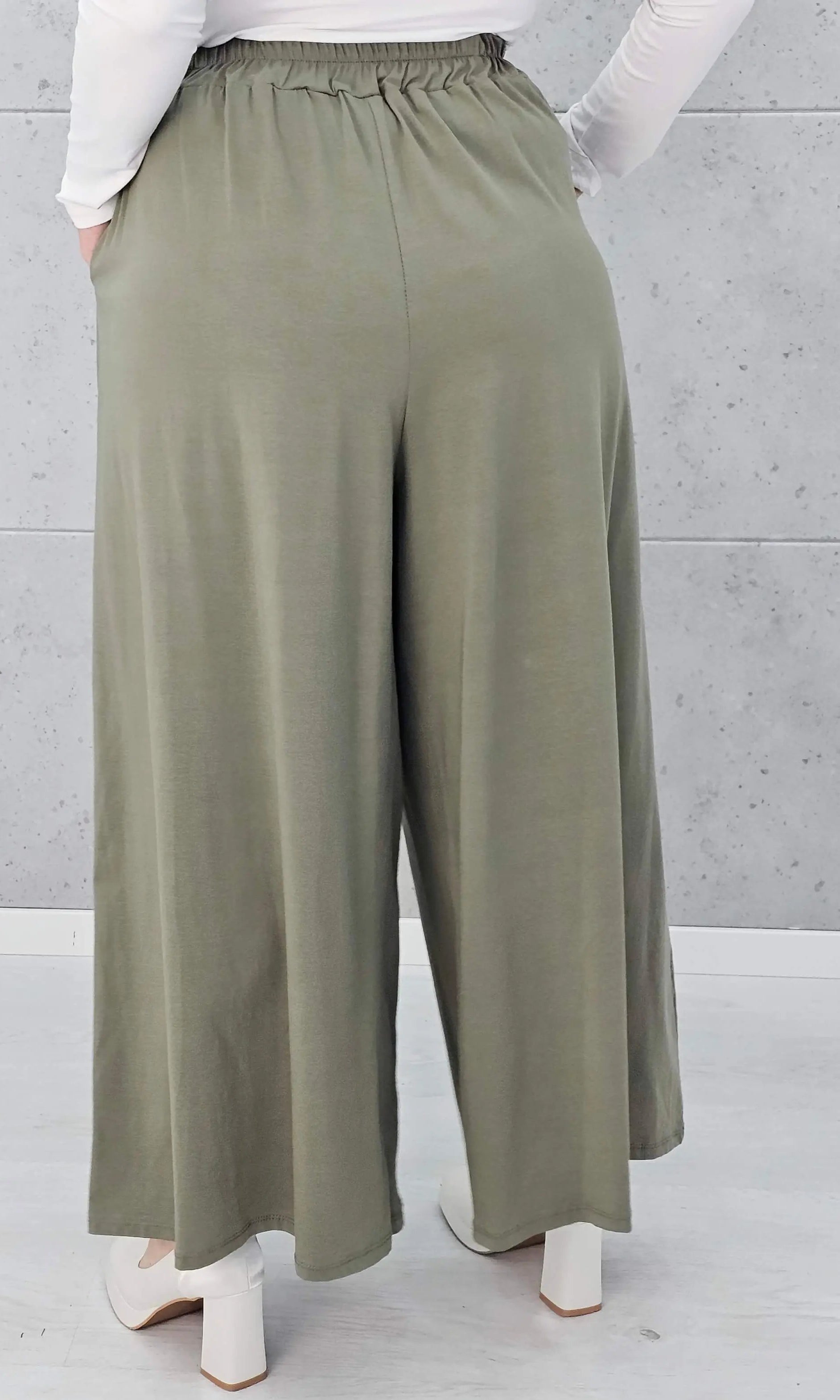 Spodnie z szeroką nogawką Stylowa XL