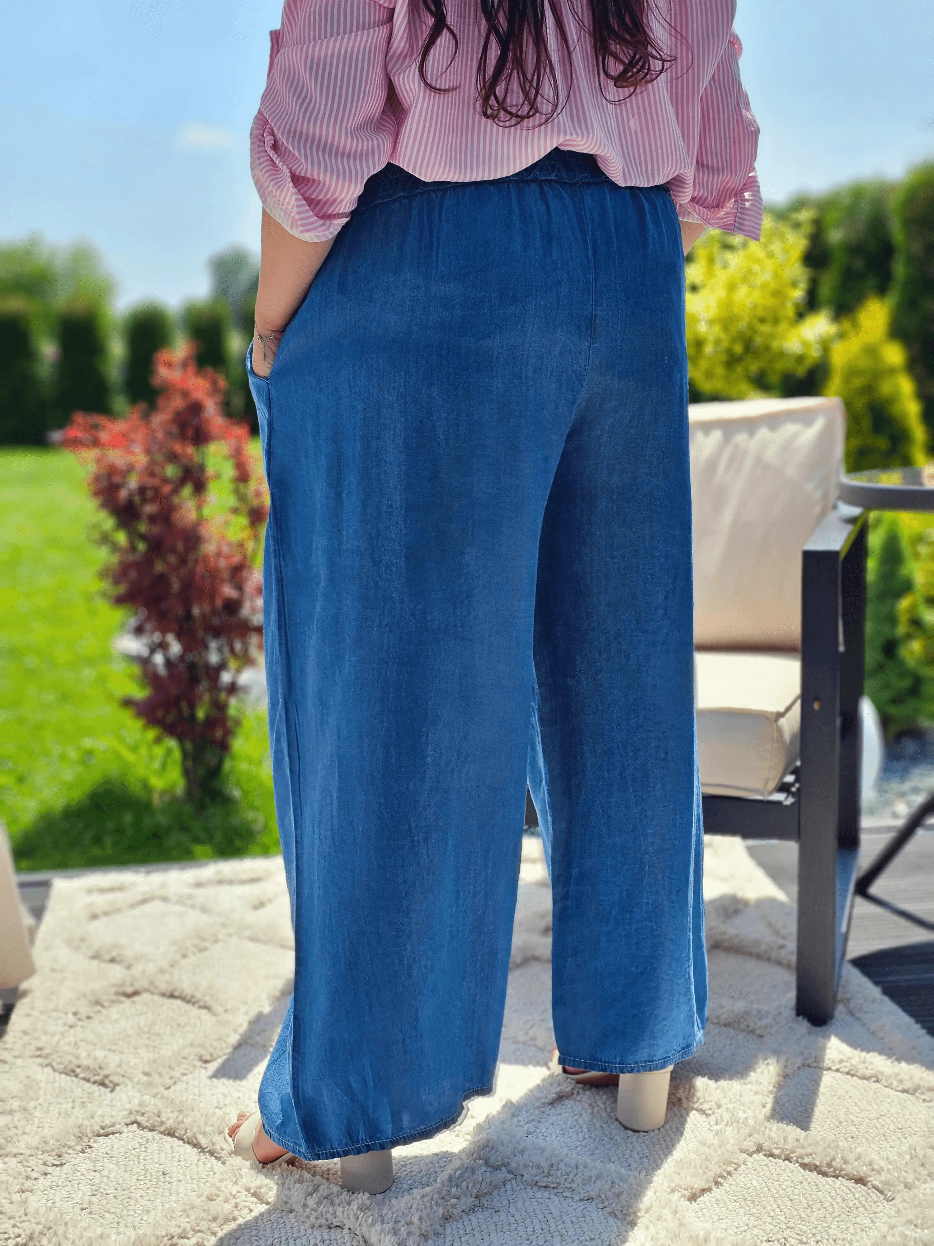 Spodnie z szeroką nogawką - dwa odcienie Stylowa XL