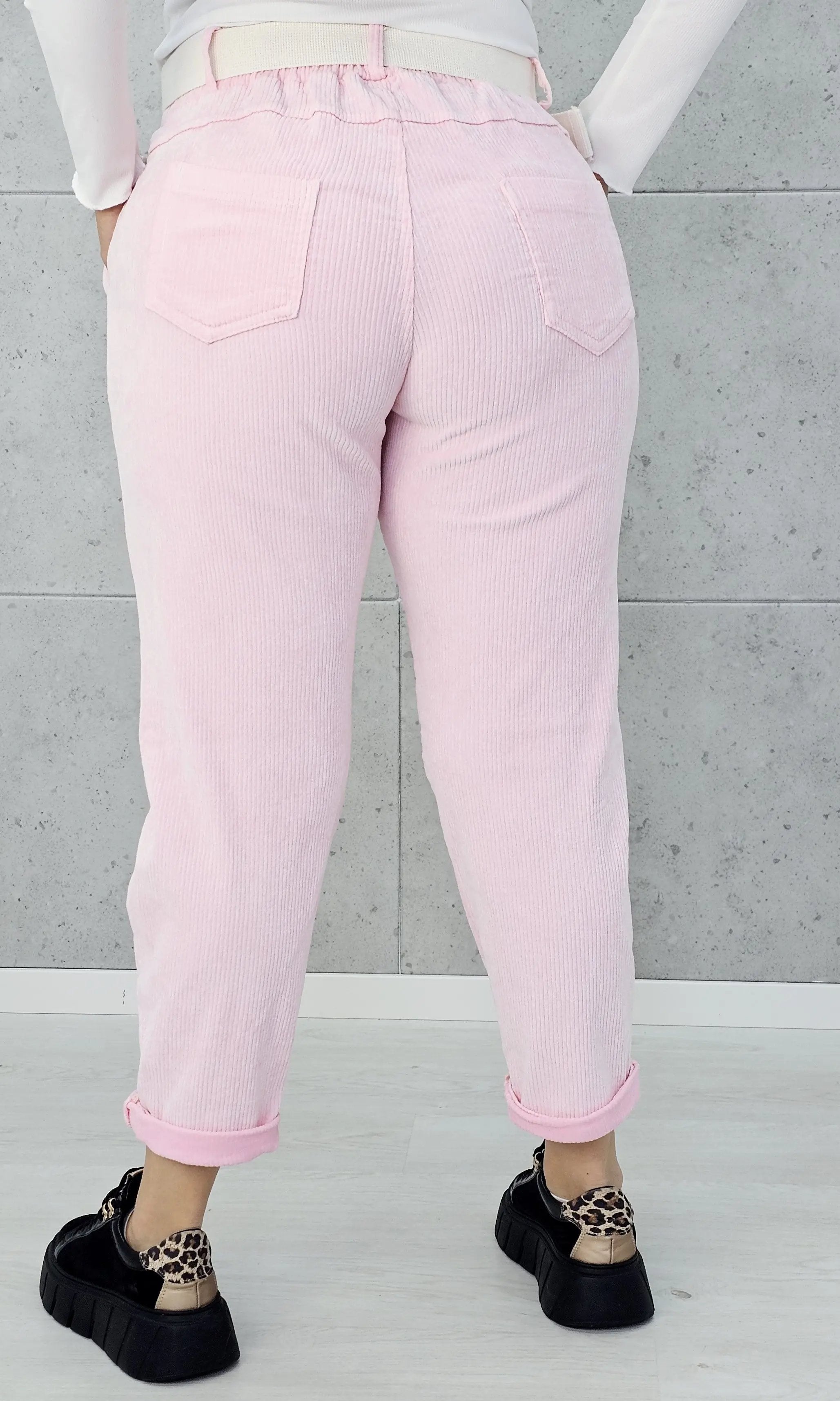 Stylowe i wygodne spodnie z cienkiego sztruksu -  LIVANS Stylowa XL