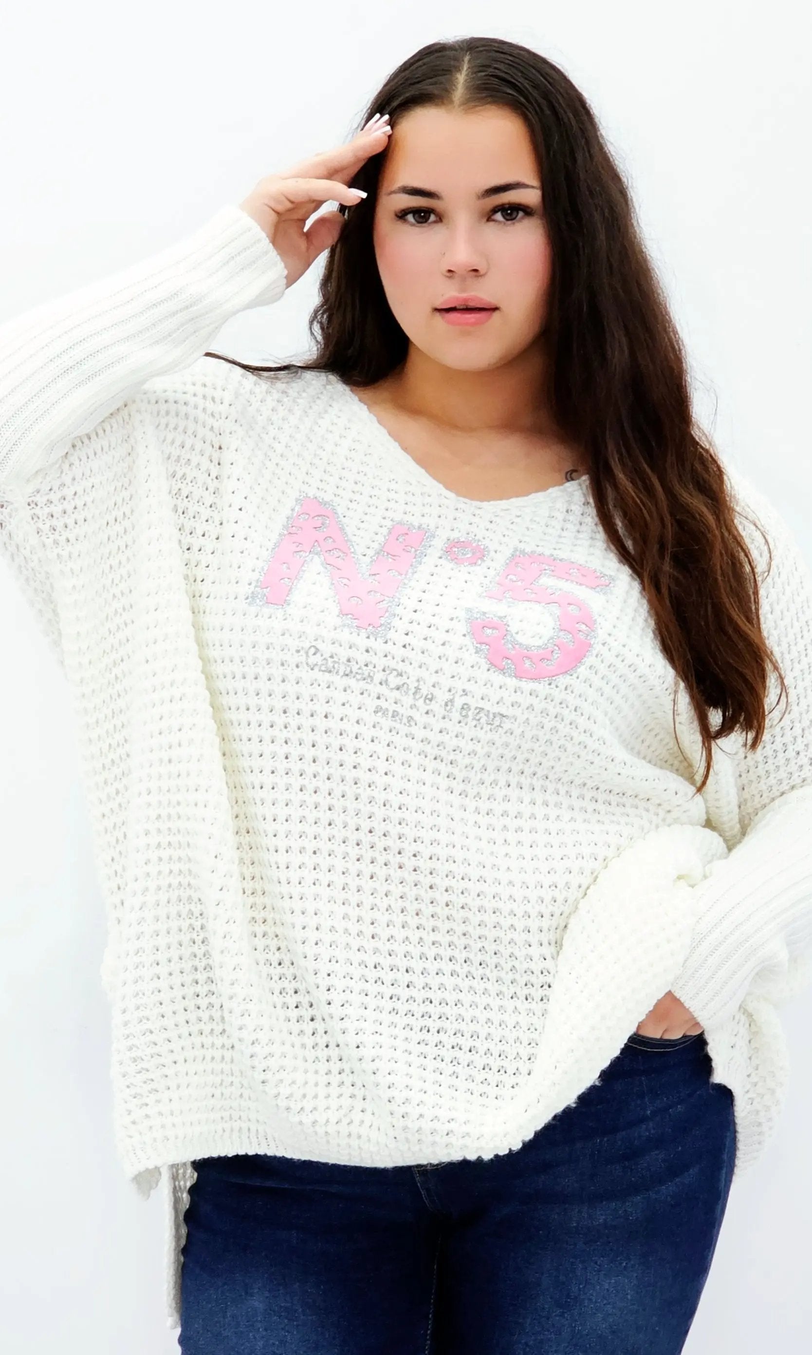 Stylowy sweter z nutą luksusu – idealny na chłodniejsze dni Stylowa XL