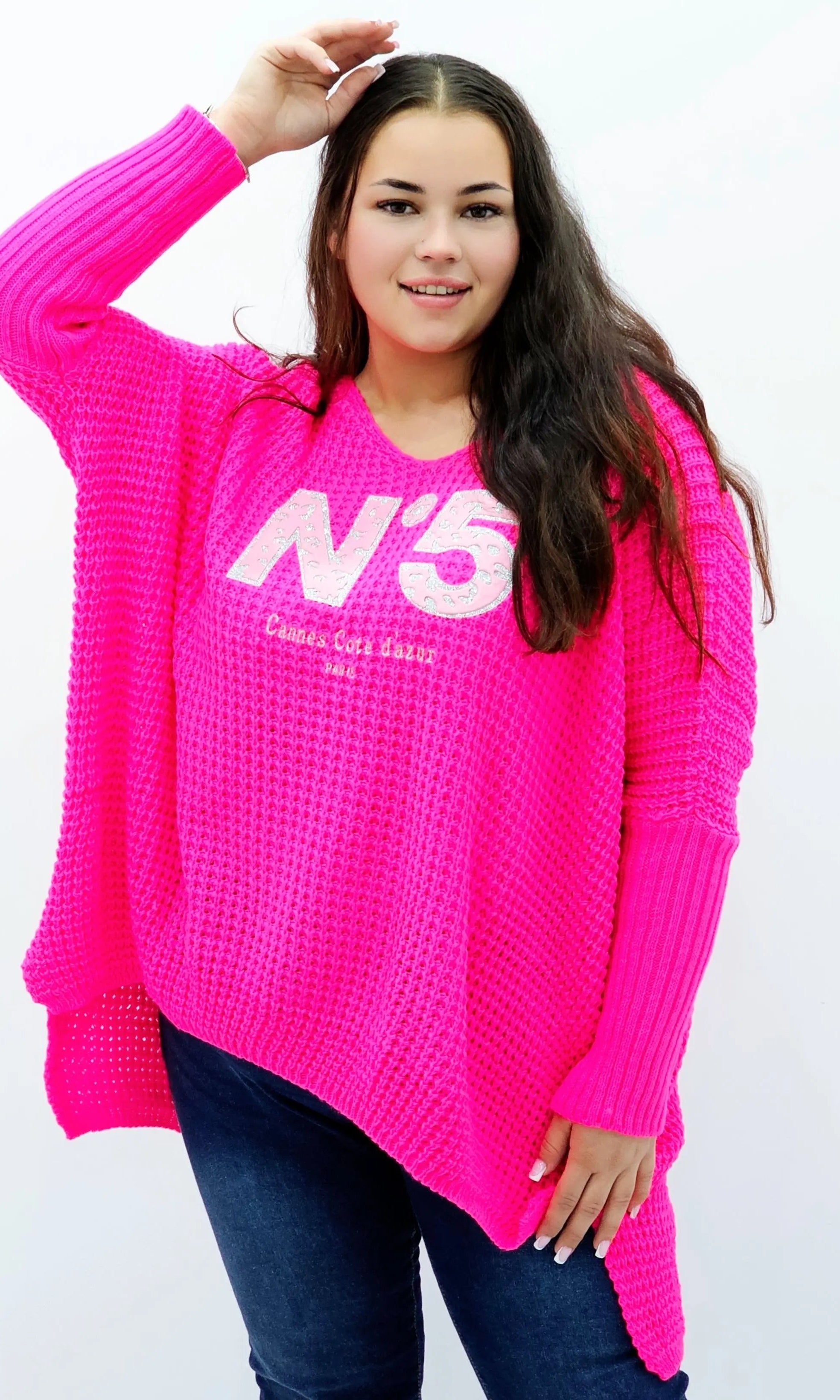 Stylowy sweter z nutą luksusu – idealny na chłodniejsze dni Stylowa XL