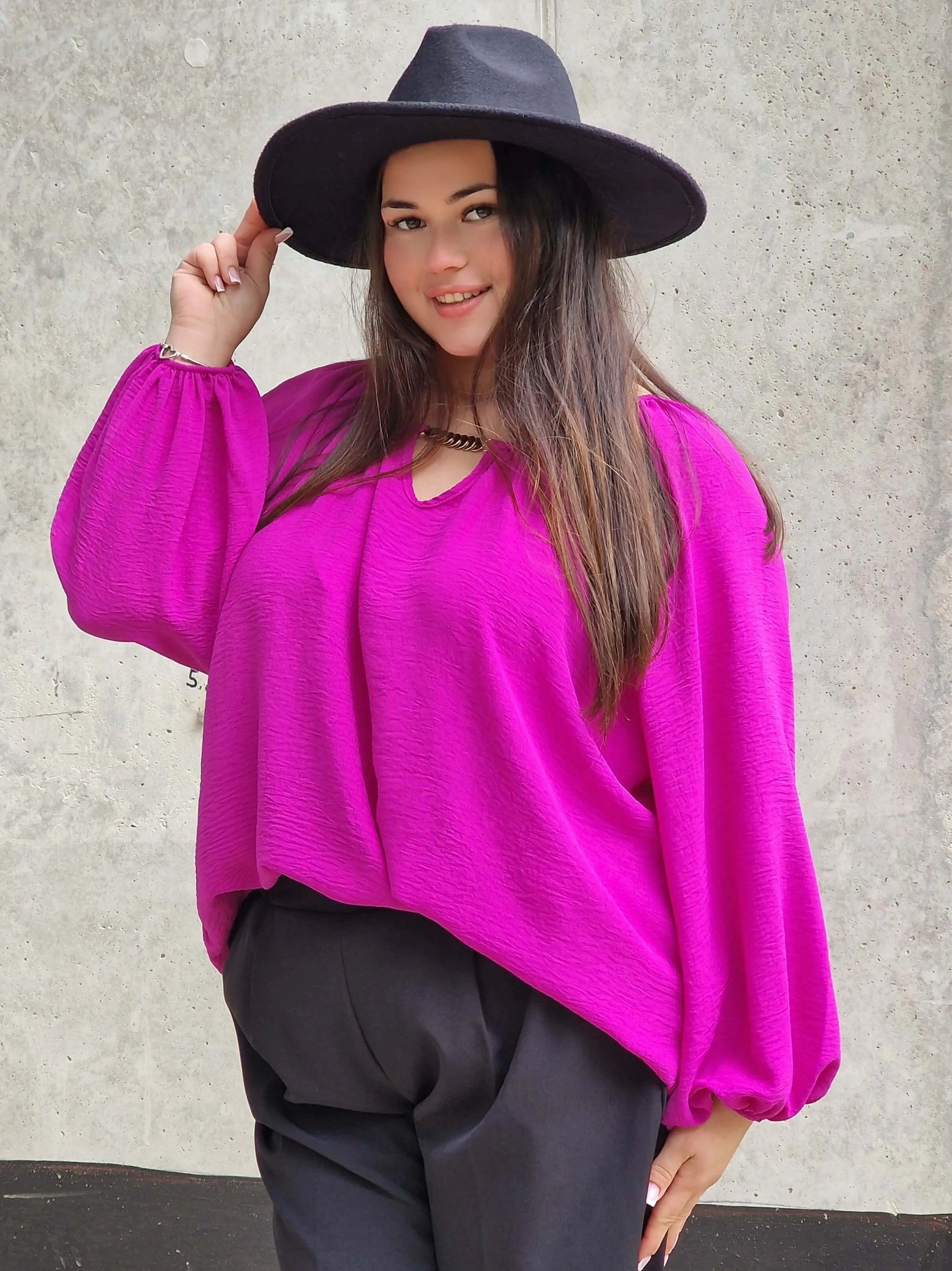 Subtelna elegancja i wygoda bluzka. Stylowa XL