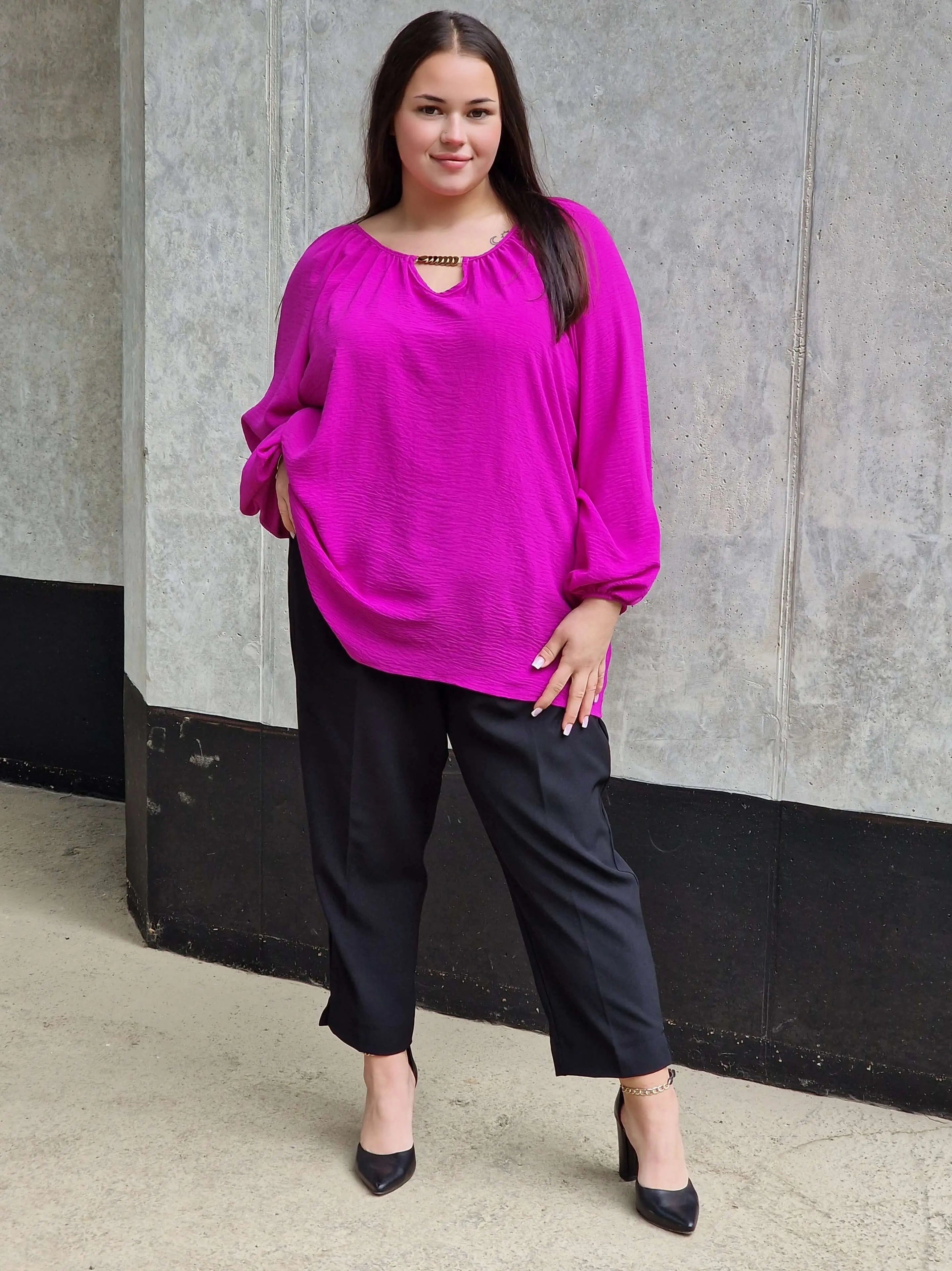 Subtelna elegancja i wygoda bluzka. Stylowa XL