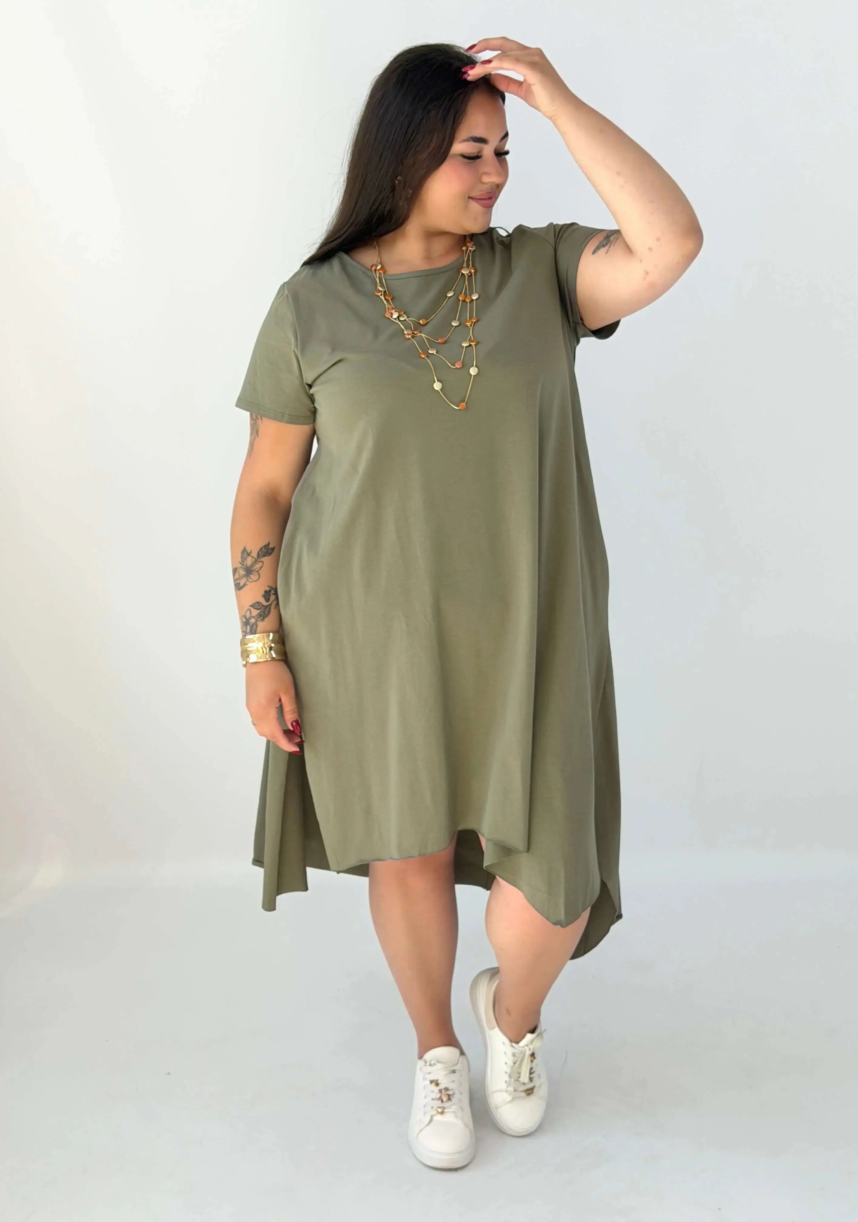 Sukienka Basic Plus Size StylowaXL – Prosta Forma i Maksymalny Komfort Stylowa XL