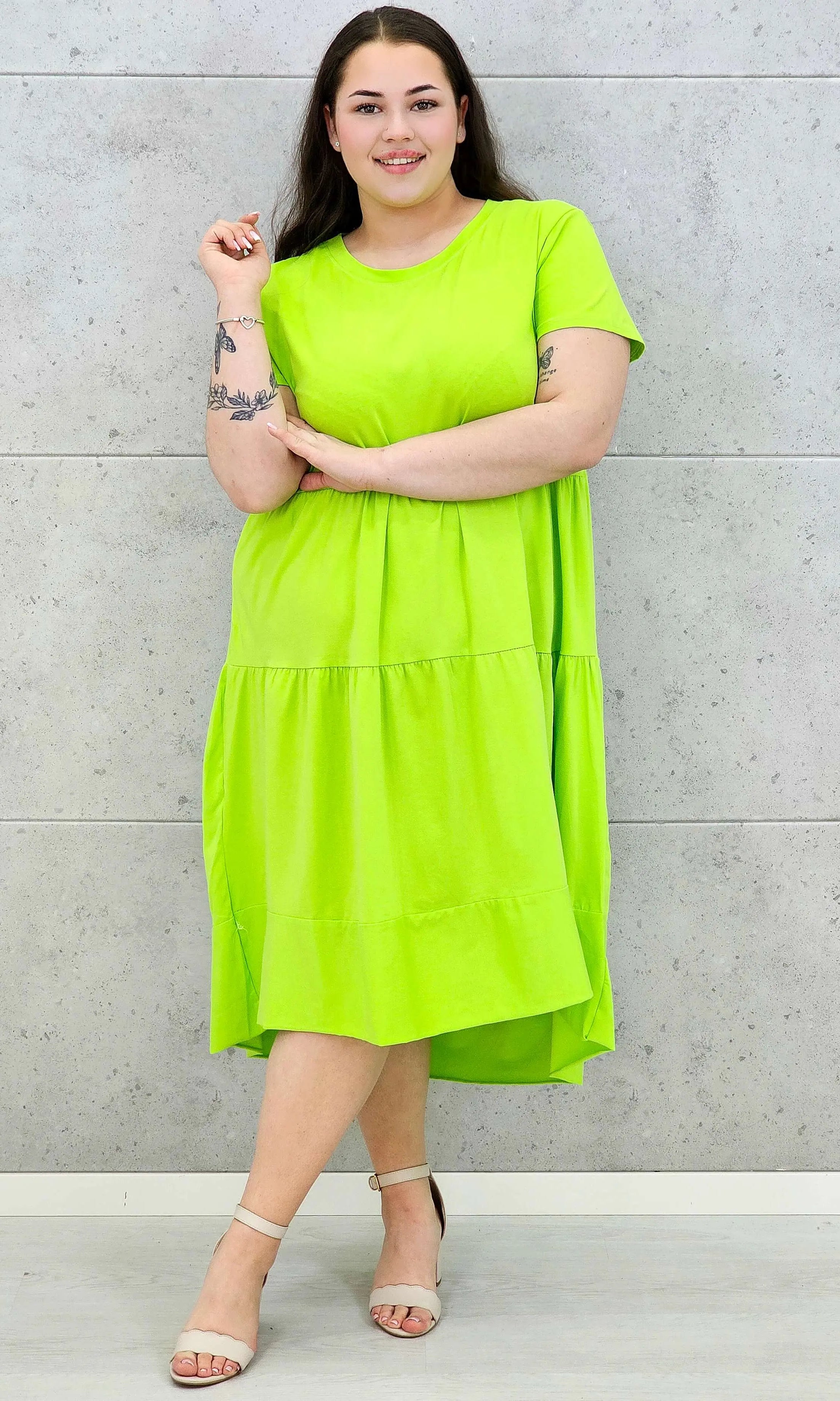 Sukienka Midi z Krótkim Rękawem Stylowa XL