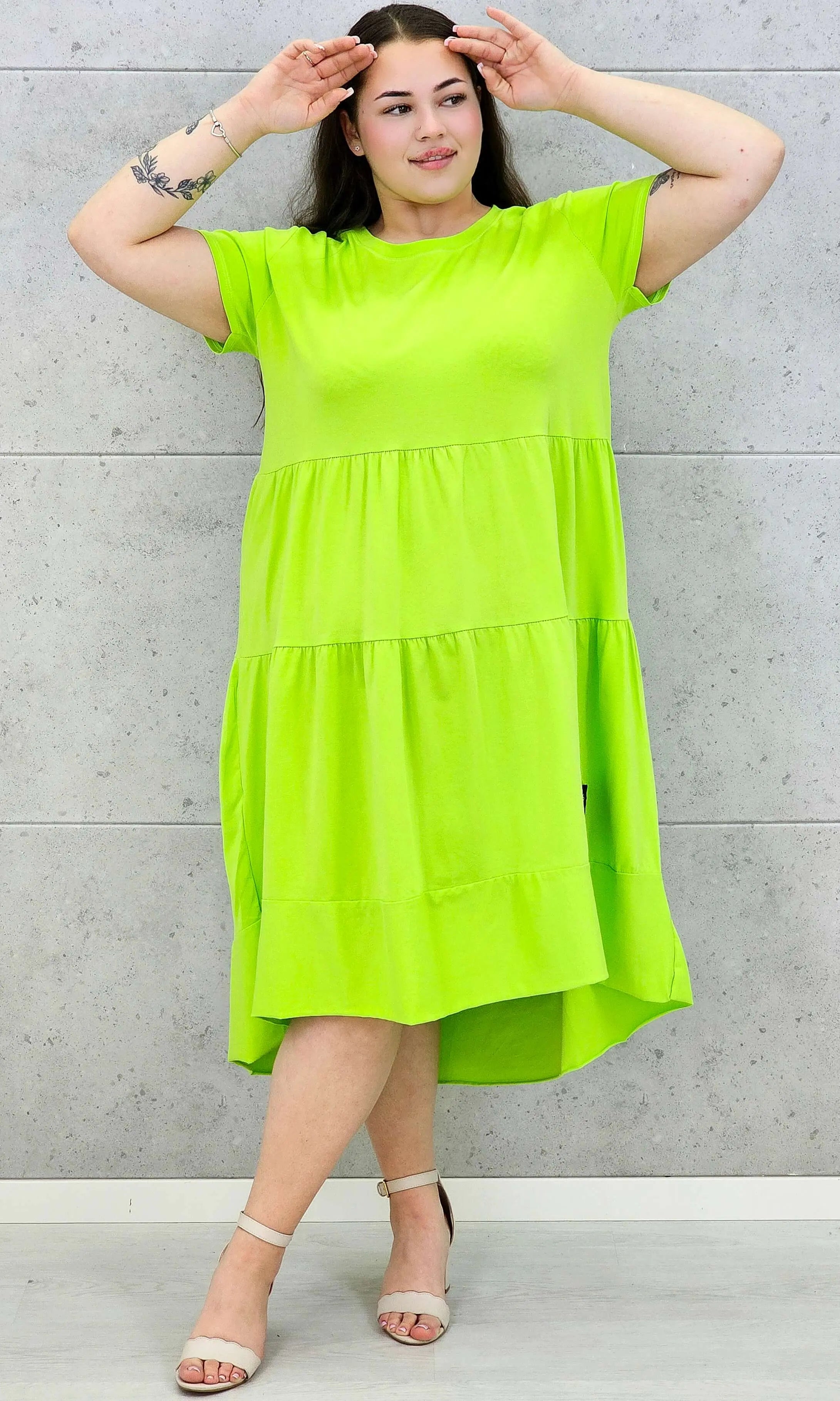 Sukienka Midi z Krótkim Rękawem Stylowa XL