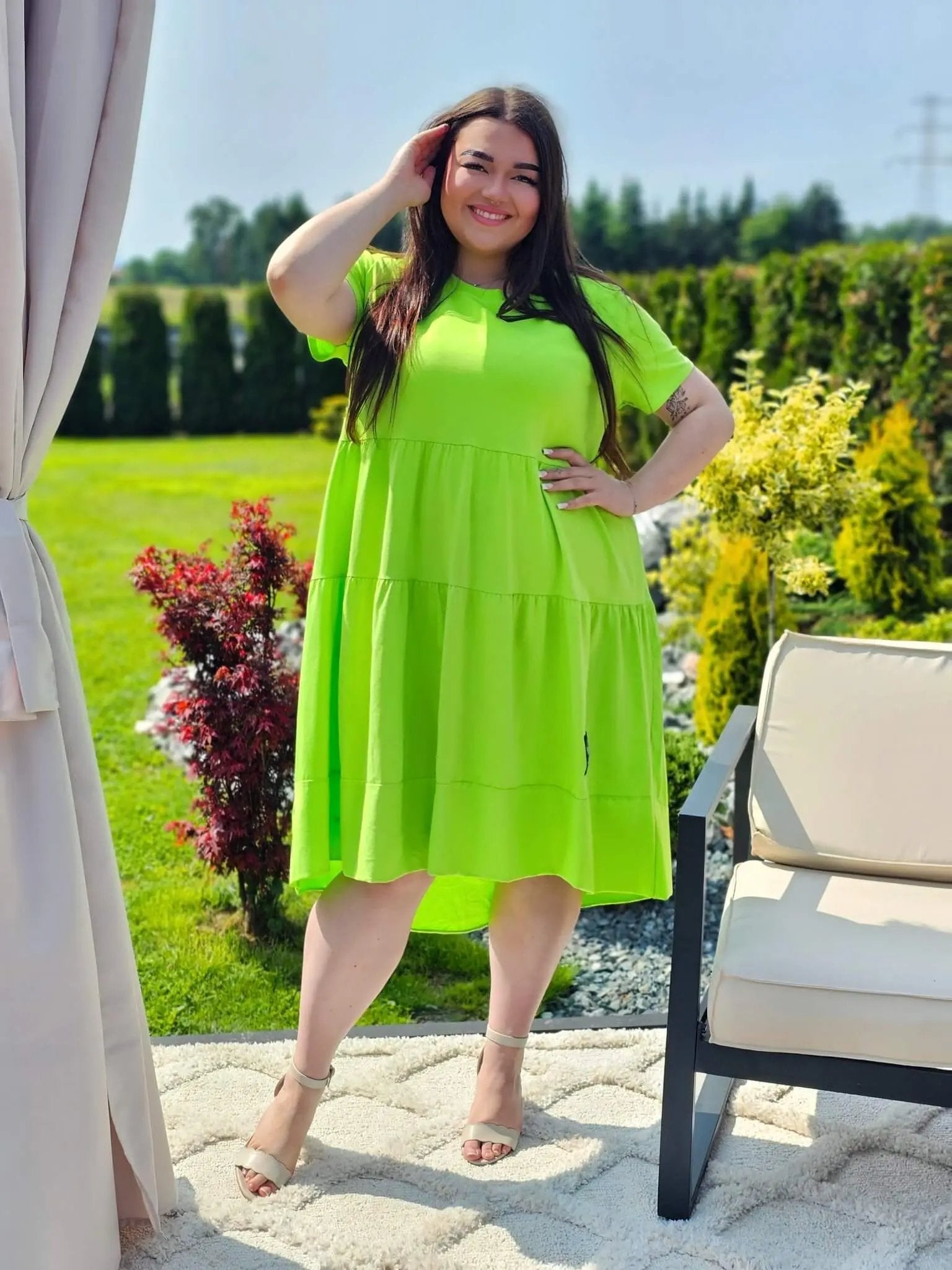 Sukienka Midi z Krótkim Rękawem Stylowa XL