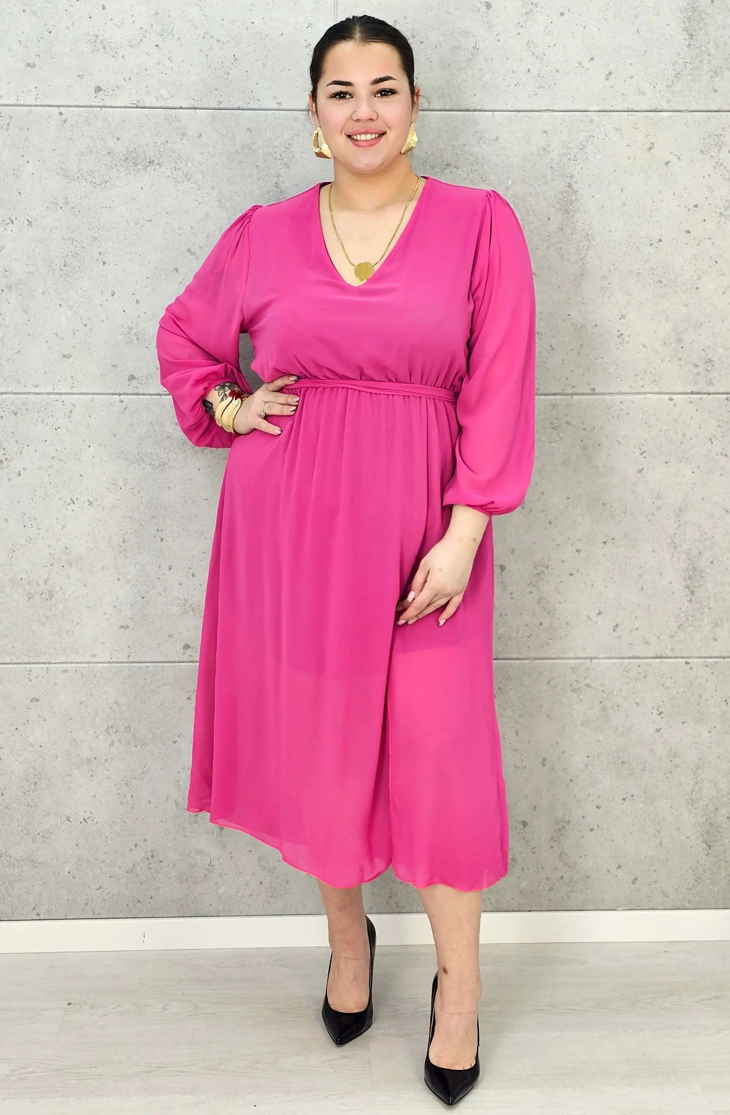 Sukienka Plus Size Dekolt w Serek – Talia z Gumką, Pasek, Podszewka XXL Stylowa XL